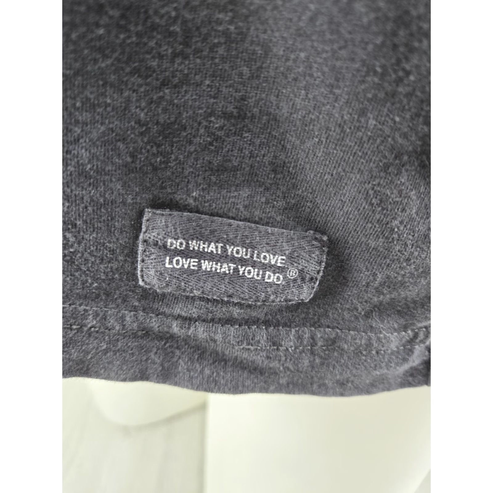 Life is Good Life is Good Mens T-Shirt Crusher Take The Back Roads Gray M Crew Neck Short Sleeve Graphic Tee Size US M / EU 48-50 / 2 - 5 Thumbnail
