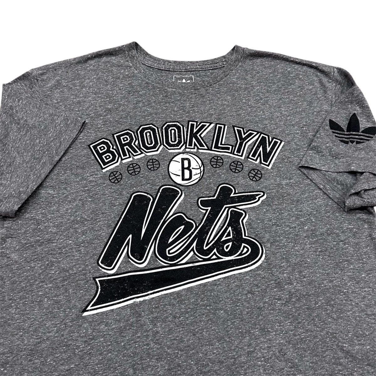 NBA Adidas NBA Brooklyn Nets Basketball Team Tshirt Size US L / EU 52-54 / 3 - 2 Thumbnail