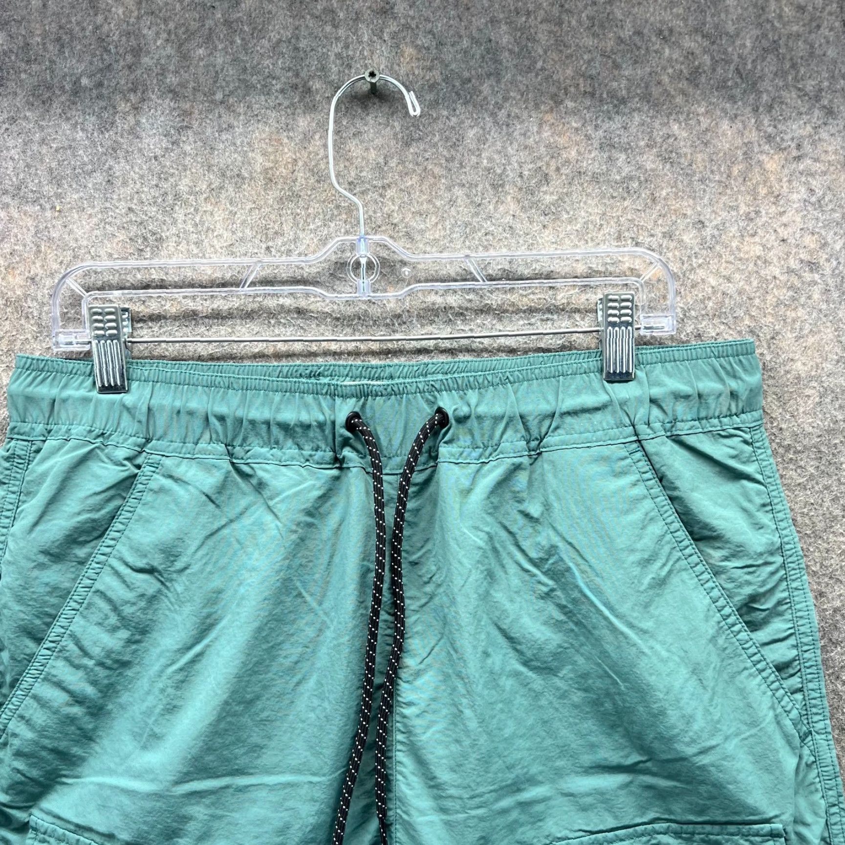 Pacsun Pacsun Shorts Men Medium Green Cargo Nylon Lightweight Drawstring Utility Pocket Size US 31 - 4 Thumbnail