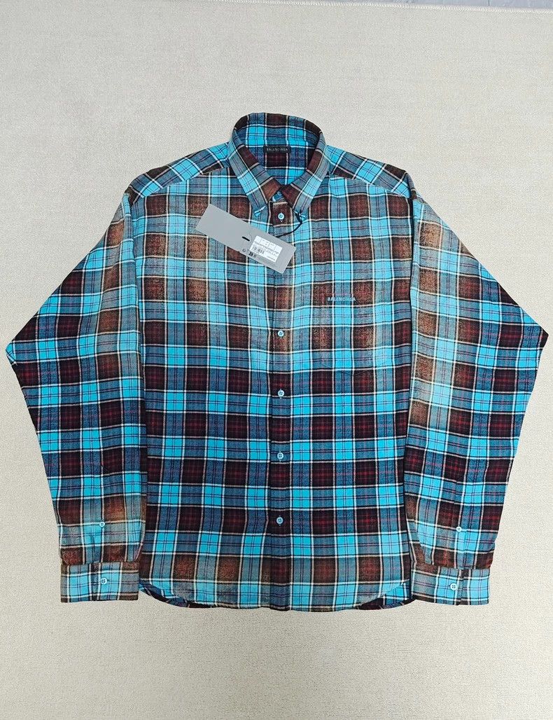 Balenciaga Balenciaga Plaid Gradient Shirt Jacket - dmc Size US M / EU 48-50 / 2 - 1 Thumbnail