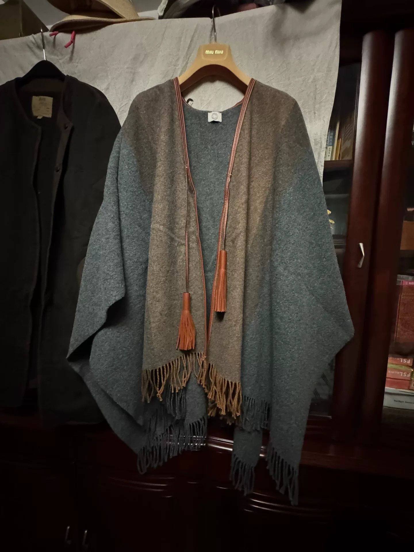 Hermes Hermes Wool Cashmere Gradient Cape Size US M / EU 48-50 / 2 - 1 Thumbnail