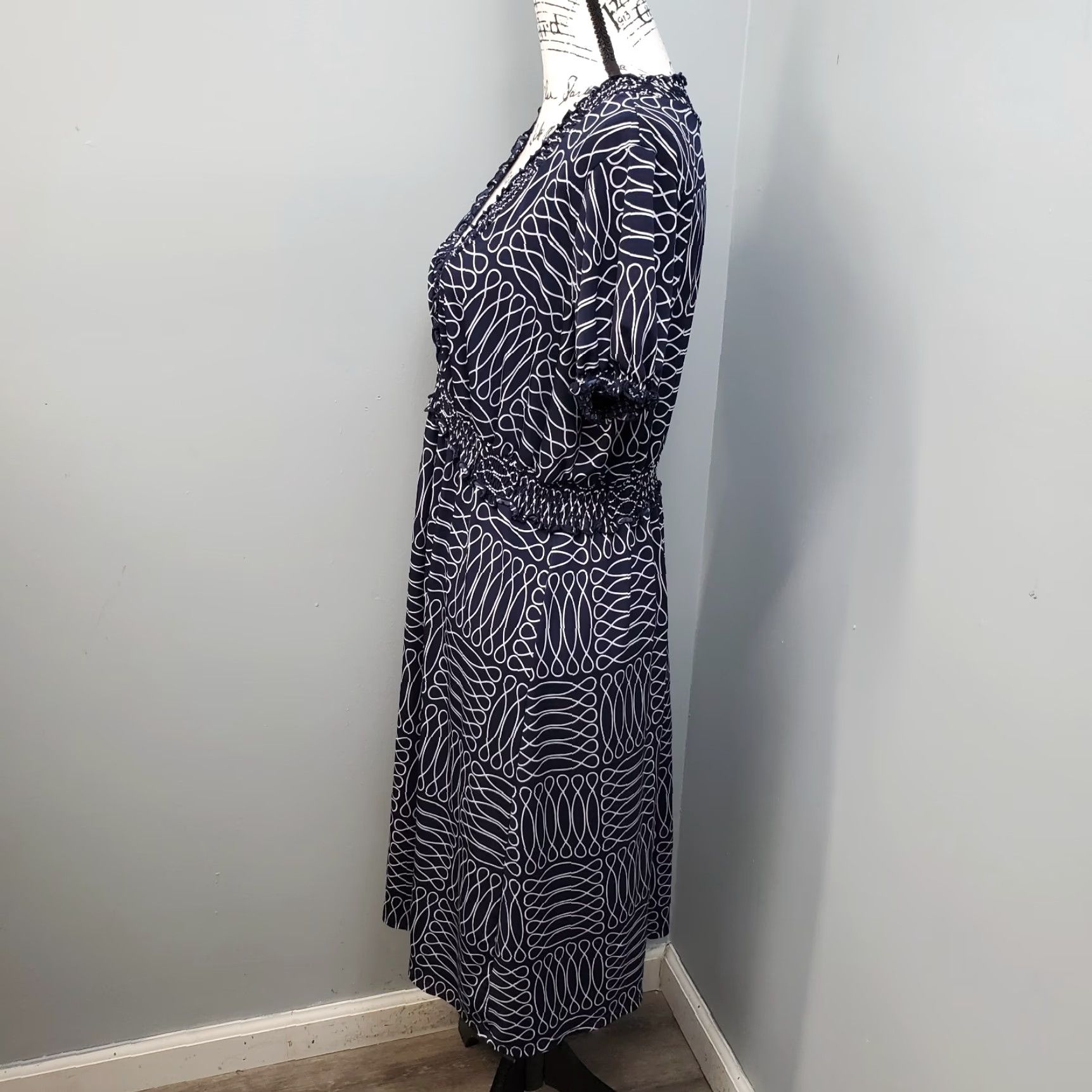 Vintage En Focus Fit & Flare Dress Womens 16W Navy White Geometric Stretch Smocked Waist Dress Size XXL / US 16-18 / IT 52-54 - 6 Thumbnail