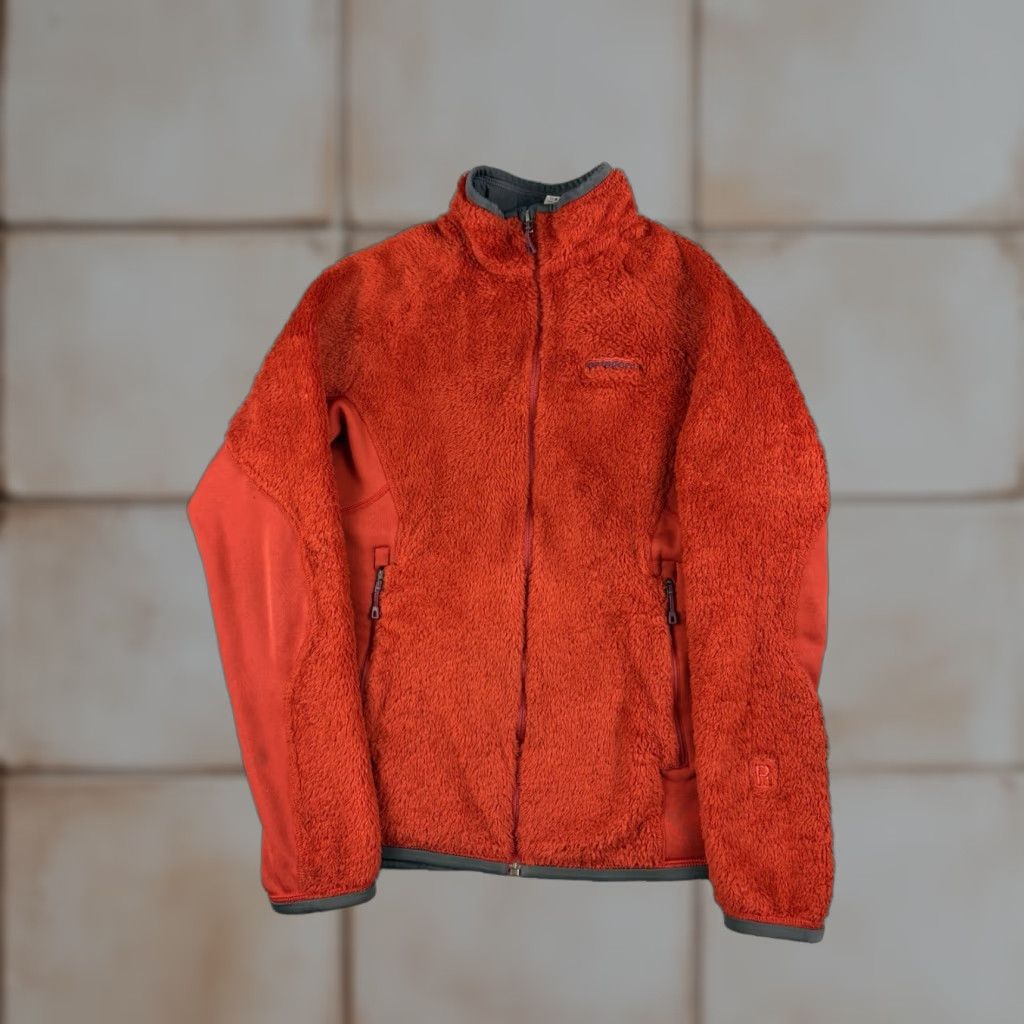 Patagonia Patagonia Regulator Fleece Jacket Red Full Zip Women M Medium Outdoor Polyester Solid Logo zip Size M / US 6-8 / IT 42-44 - 1 Thumbnail