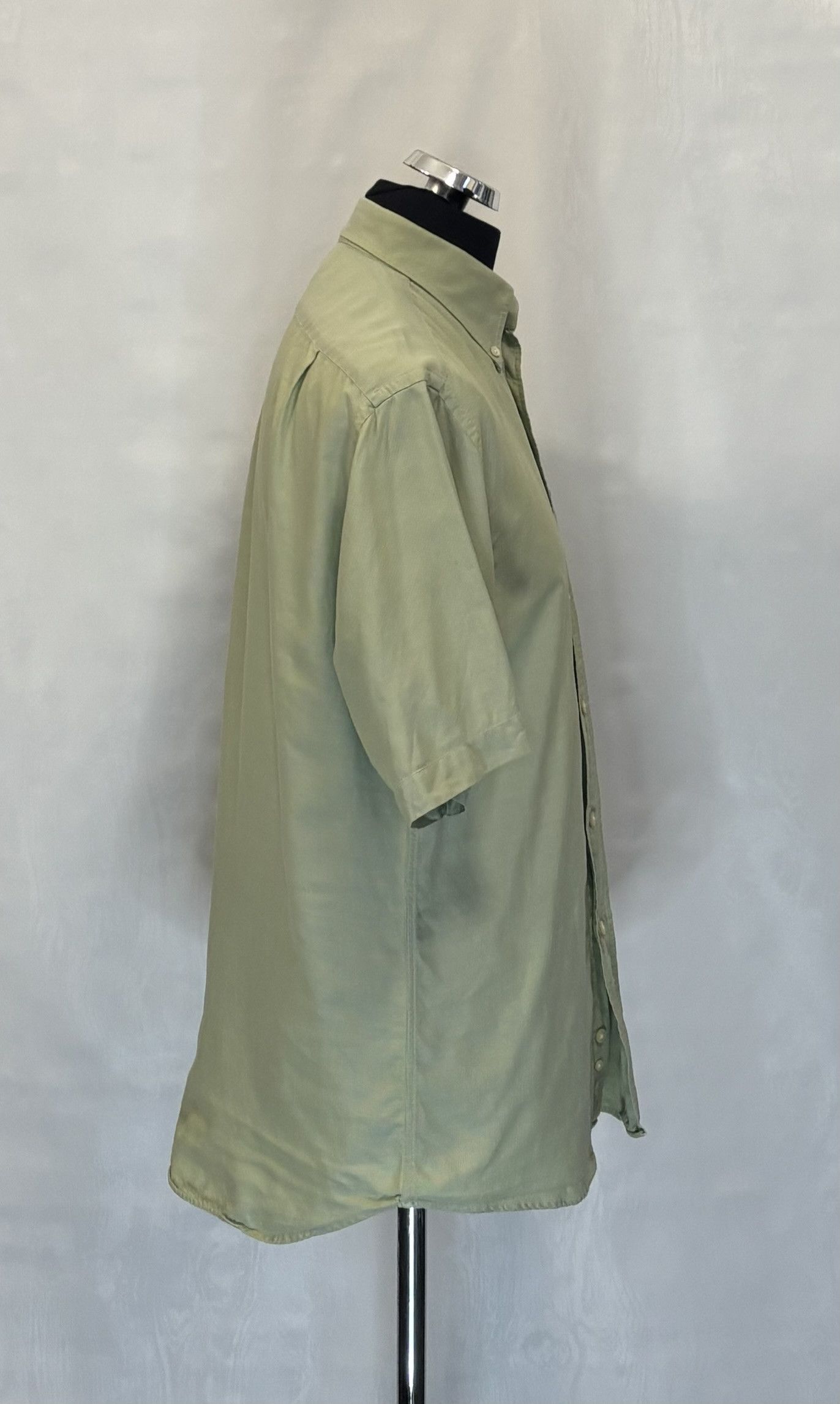Yves Saint Laurent Yves Saint Laurent Green shirt vintage size 39 Size US L / EU 52-54 / 3 - 4 Thumbnail