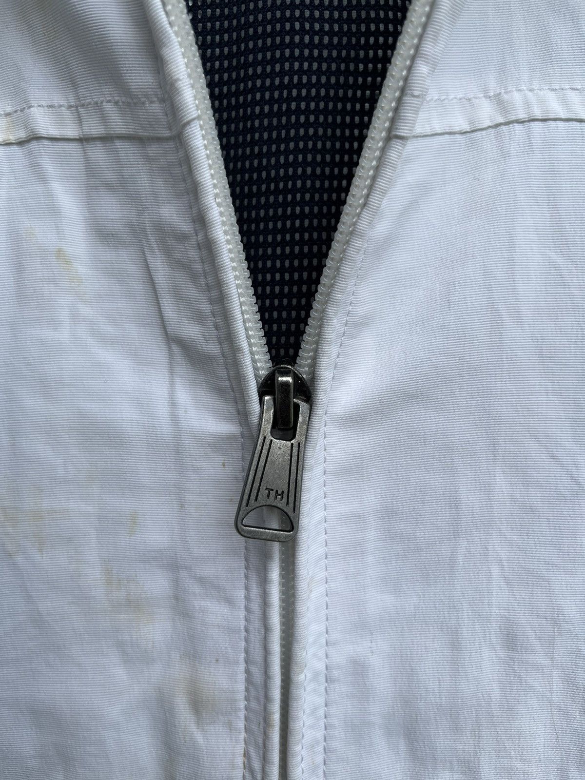 Tommy hilfiger box logo zipper jacket