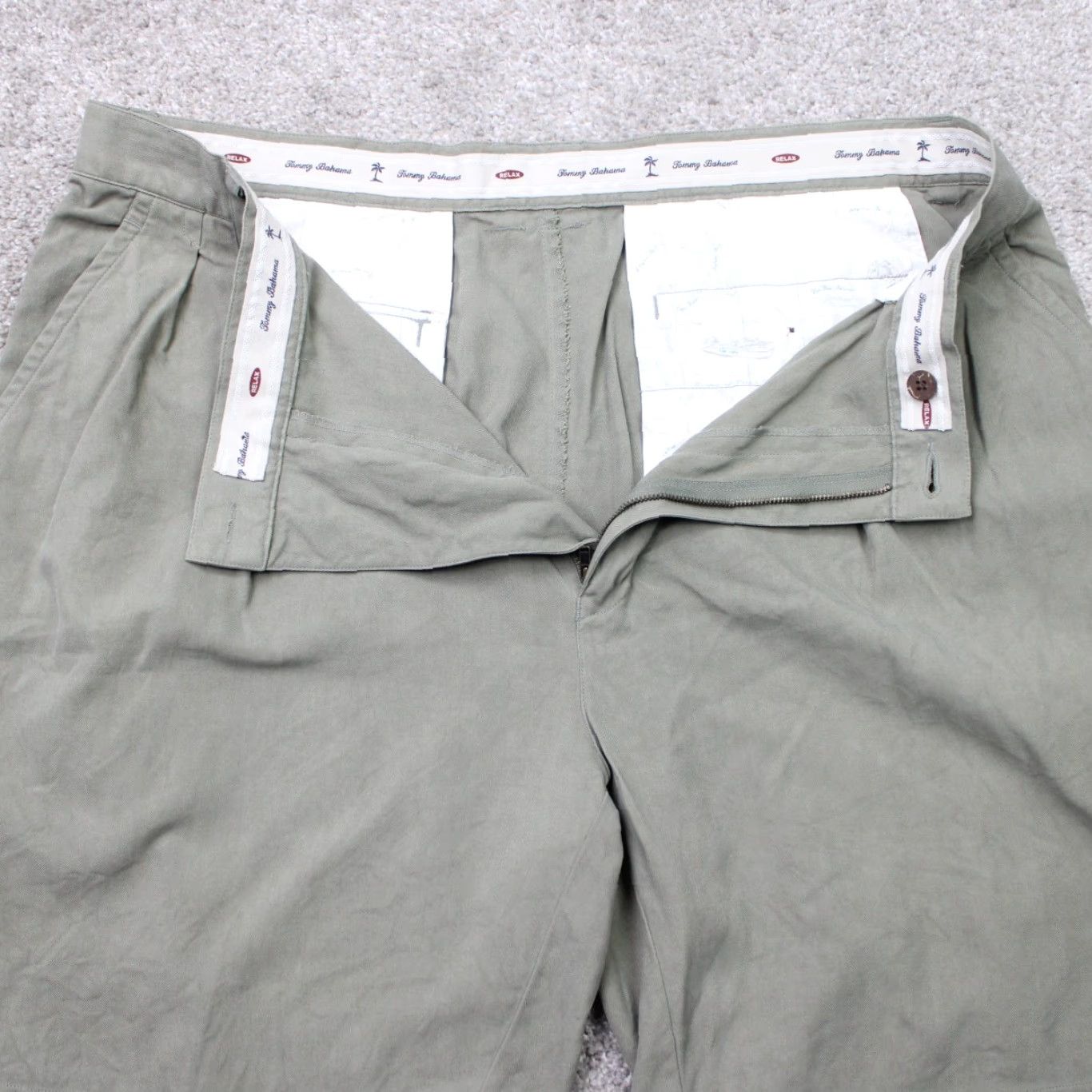 Tommy Bahama Tommy Bahama Shorts Mens 38 Green Pleated 100% Silk Bermuda w/ 9" inseam Shorts Size US 38 / EU 54 - 7 Thumbnail