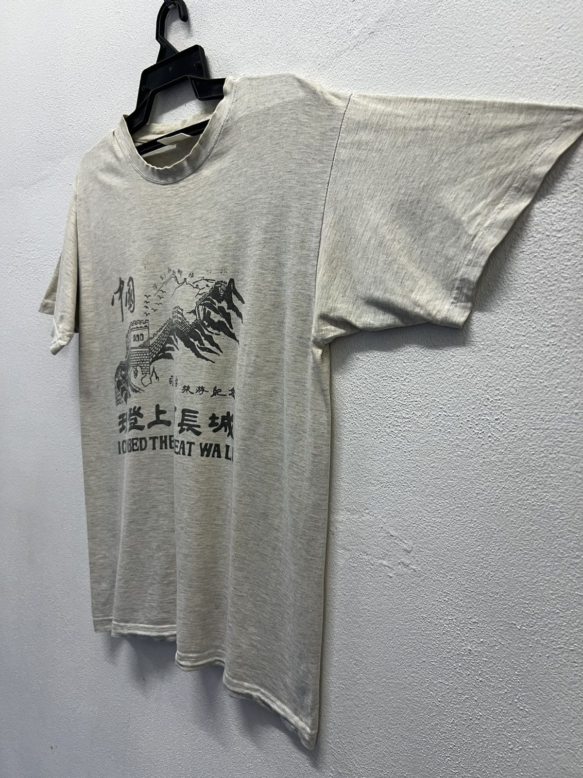 Vintage VINTAGE I CLIMBED THE GREAT WALL TEE SHIRT Size US L / EU 52-54 / 3 - 5 Thumbnail
