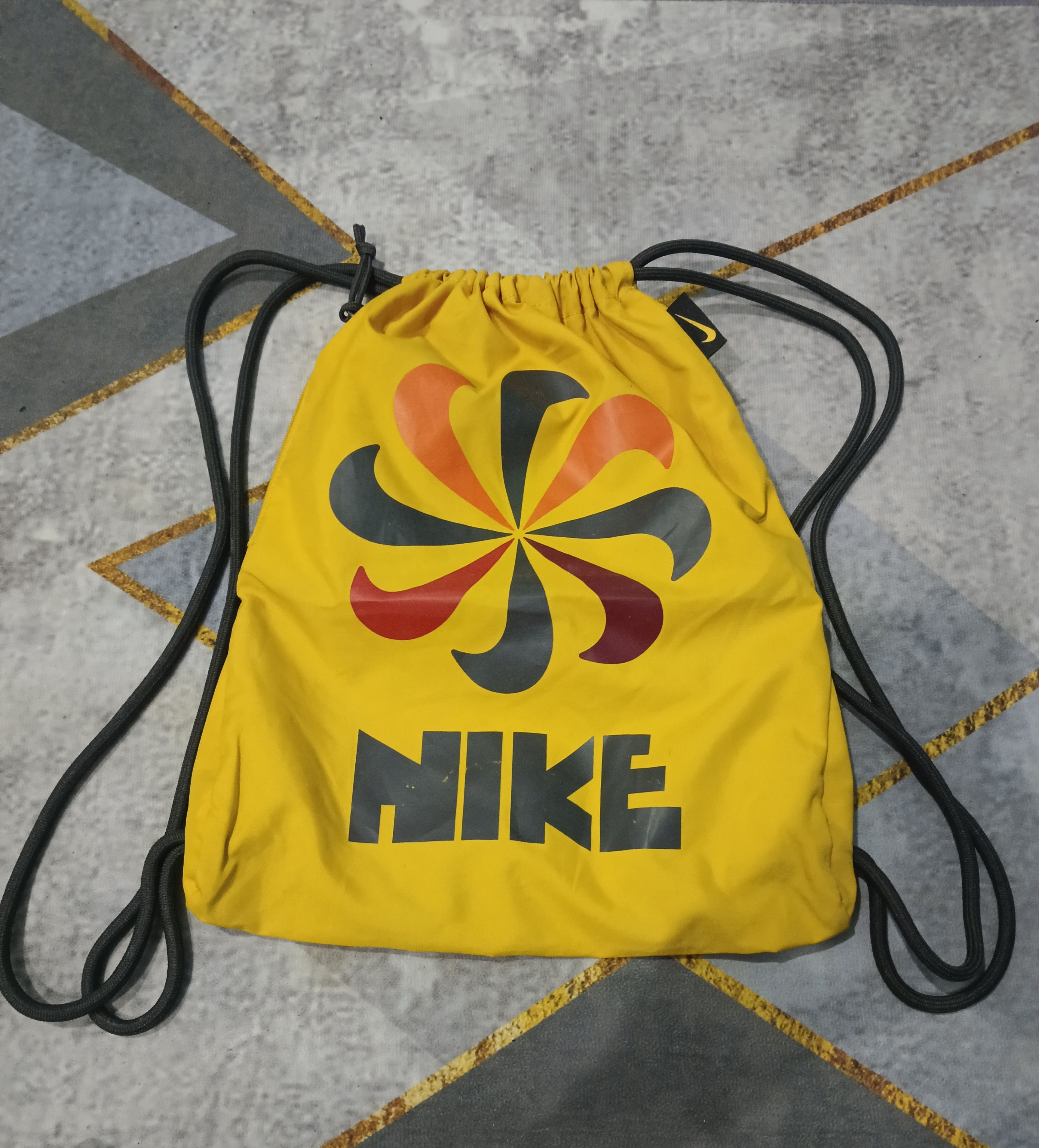 Nike × Vintage ViNTAGE 90s NIKE PINWHEEL Size ONE SIZE - 1 Thumbnail
