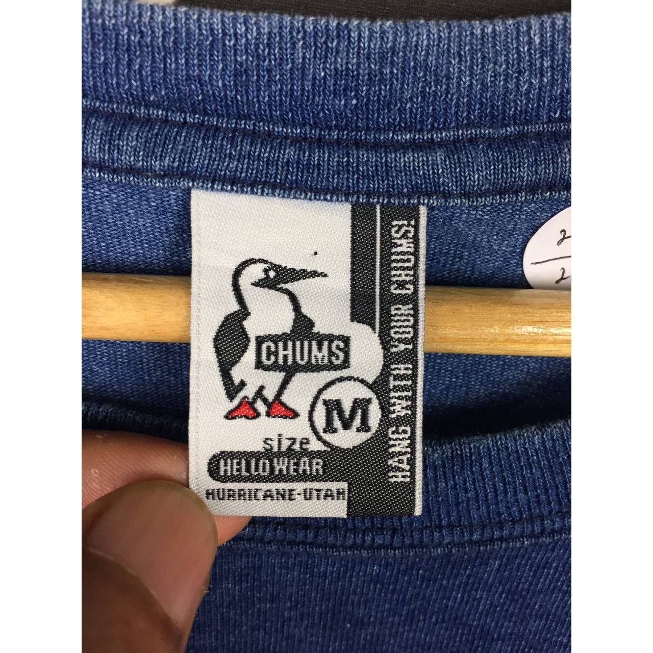 Chums × Vintage Vtg Chums Hurricane Utah Big Logo Casual Wear Tee Size US M / EU 48-50 / 2 - 7 Thumbnail