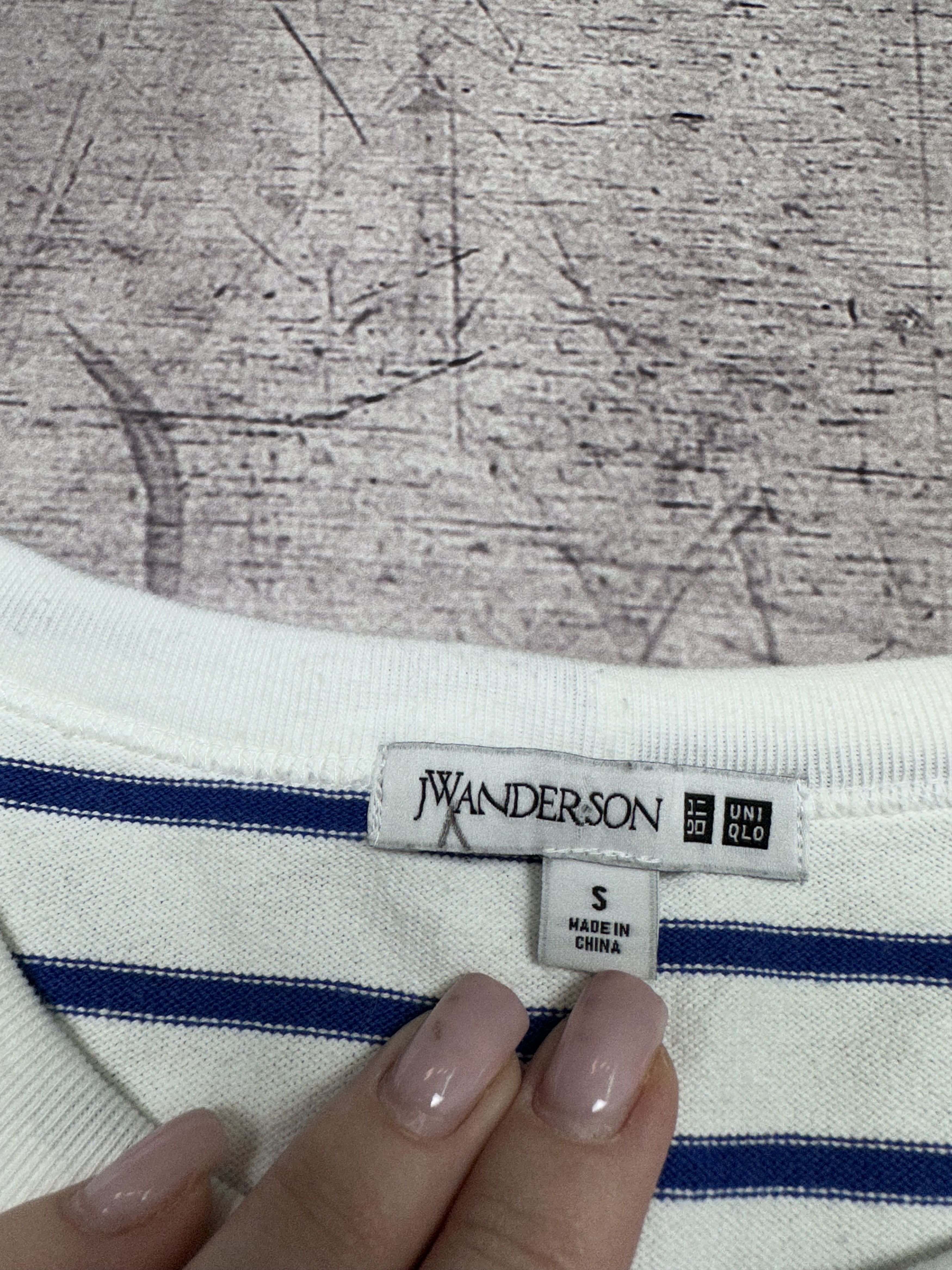 JW Anderson × Uniqlo JW Anderson X Uniqlo Asymmetric Striped Long Sleeve T-Shirt Size US S / EU 44-46 / 1 - 4 Thumbnail