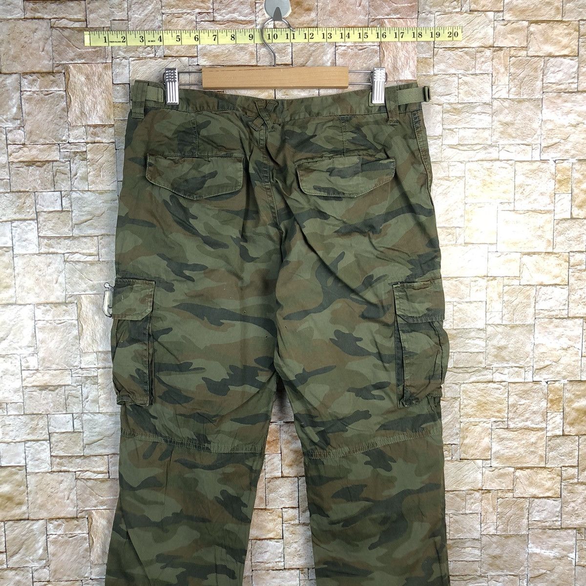 LOWRYS FARM Lowrys Farm Pantera Camo Green Cargo Multipocket Pants #A592 Size US 31 - 16 Thumbnail