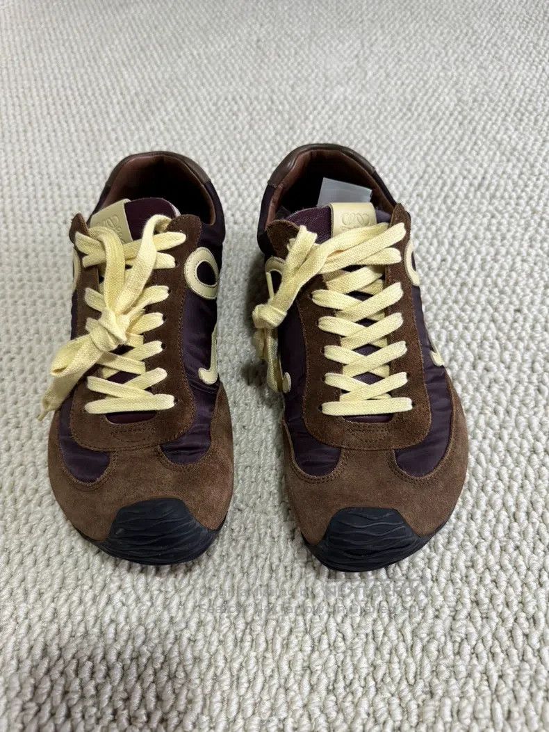 Loewe Loewe Leather Round Toe Low-Top Trainer Shoes Size US 7 / EU 40 - 2 Thumbnail