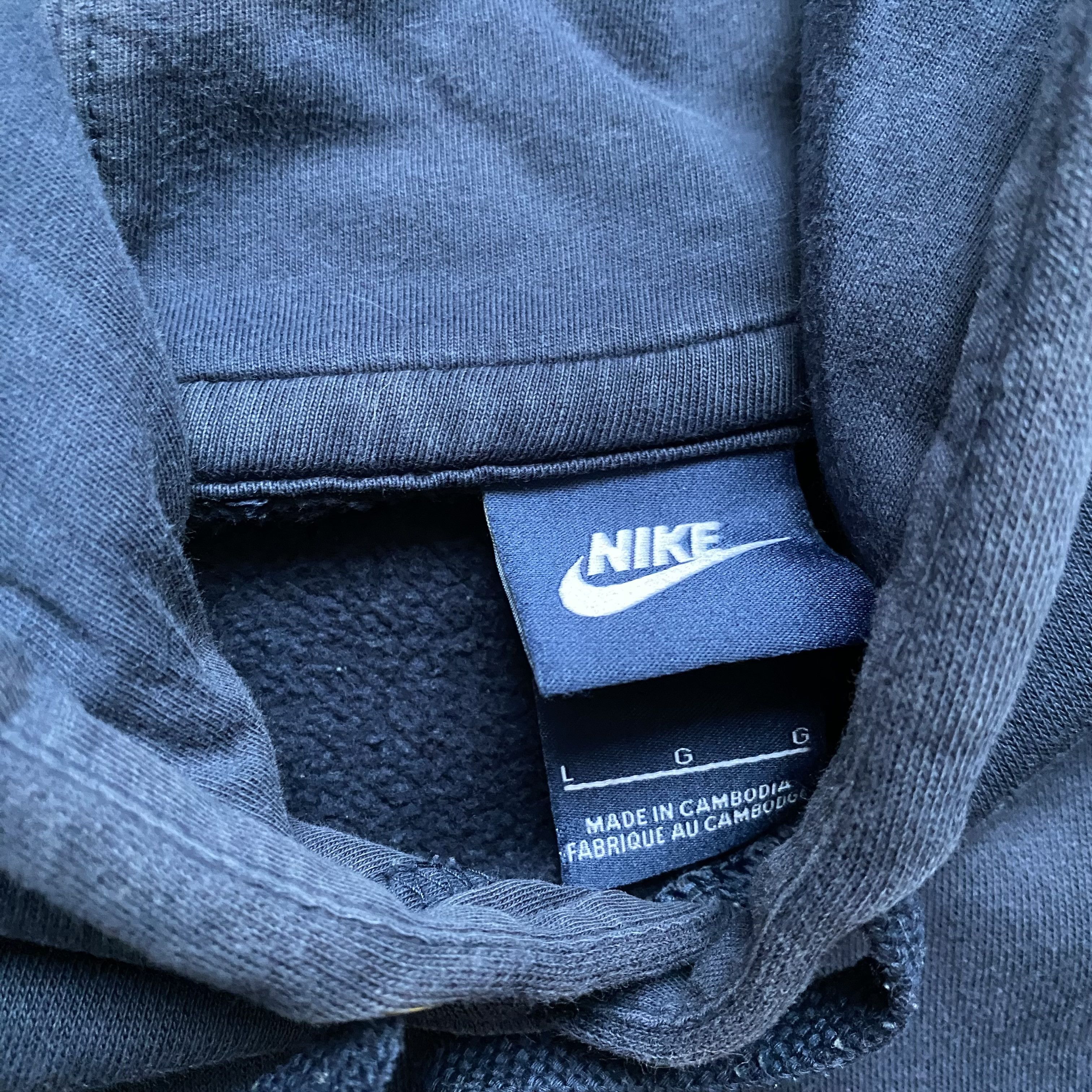 Nike Vintage 00s Nike hoodie Y2K embroidered logo Size US L / EU 52-54 / 3 - 8 Thumbnail