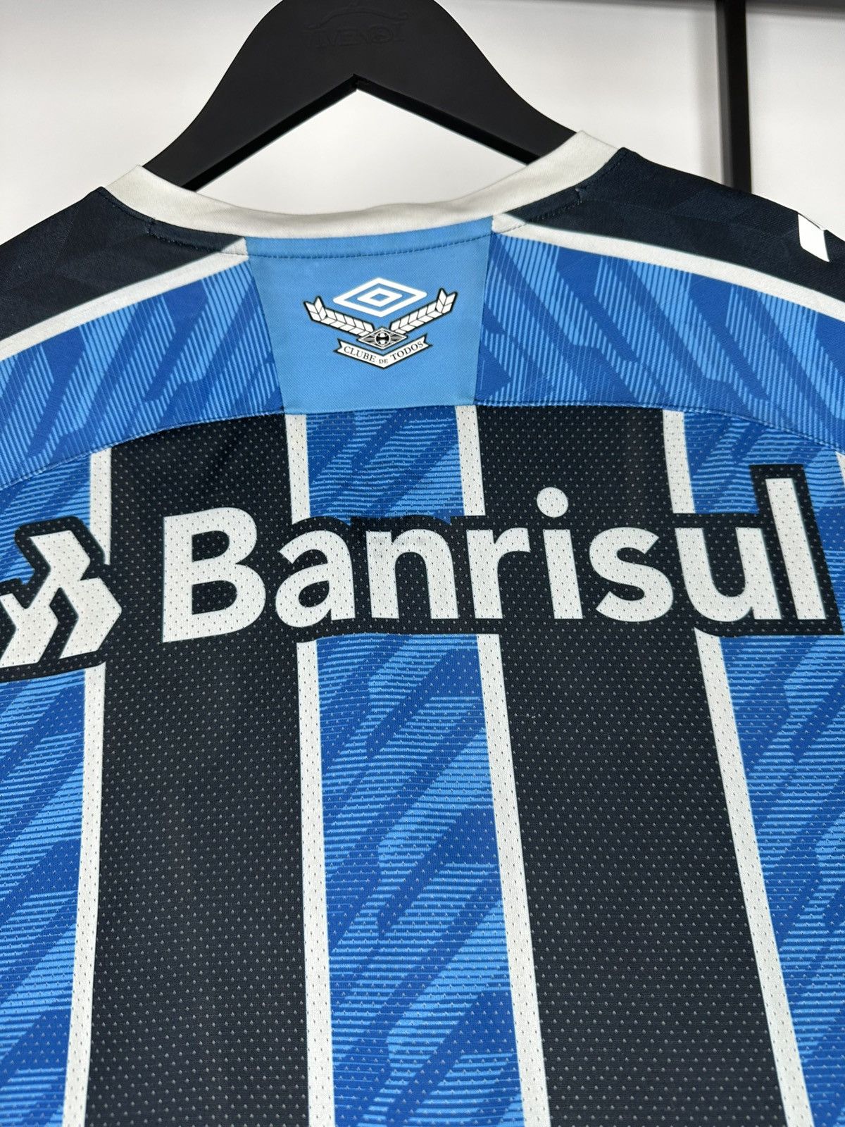 Umbro Gremio 2020-21 Umbro Home Football Jersey Shirt Soccer Men’s Size US XL / EU 56 / 4 - 24 Thumbnail