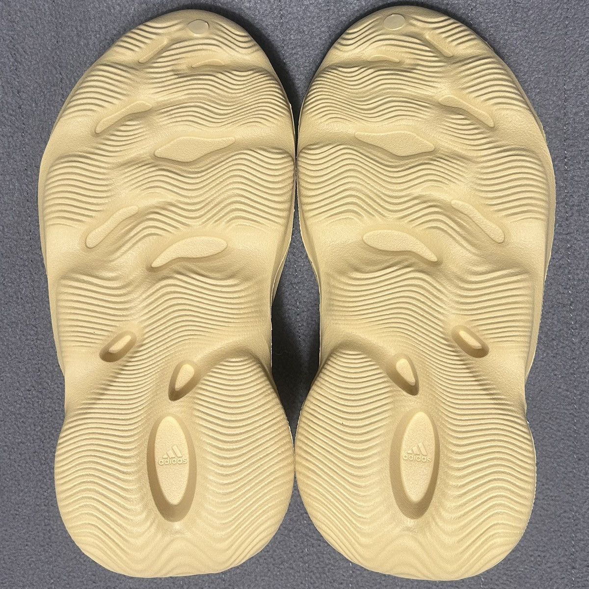 Adidas × Yeezy Adidas Yeezy Foam RNR Runner Desert Sand 2023 YZY Size 7 New Size US 7 / EU 40 - 8 Thumbnail
