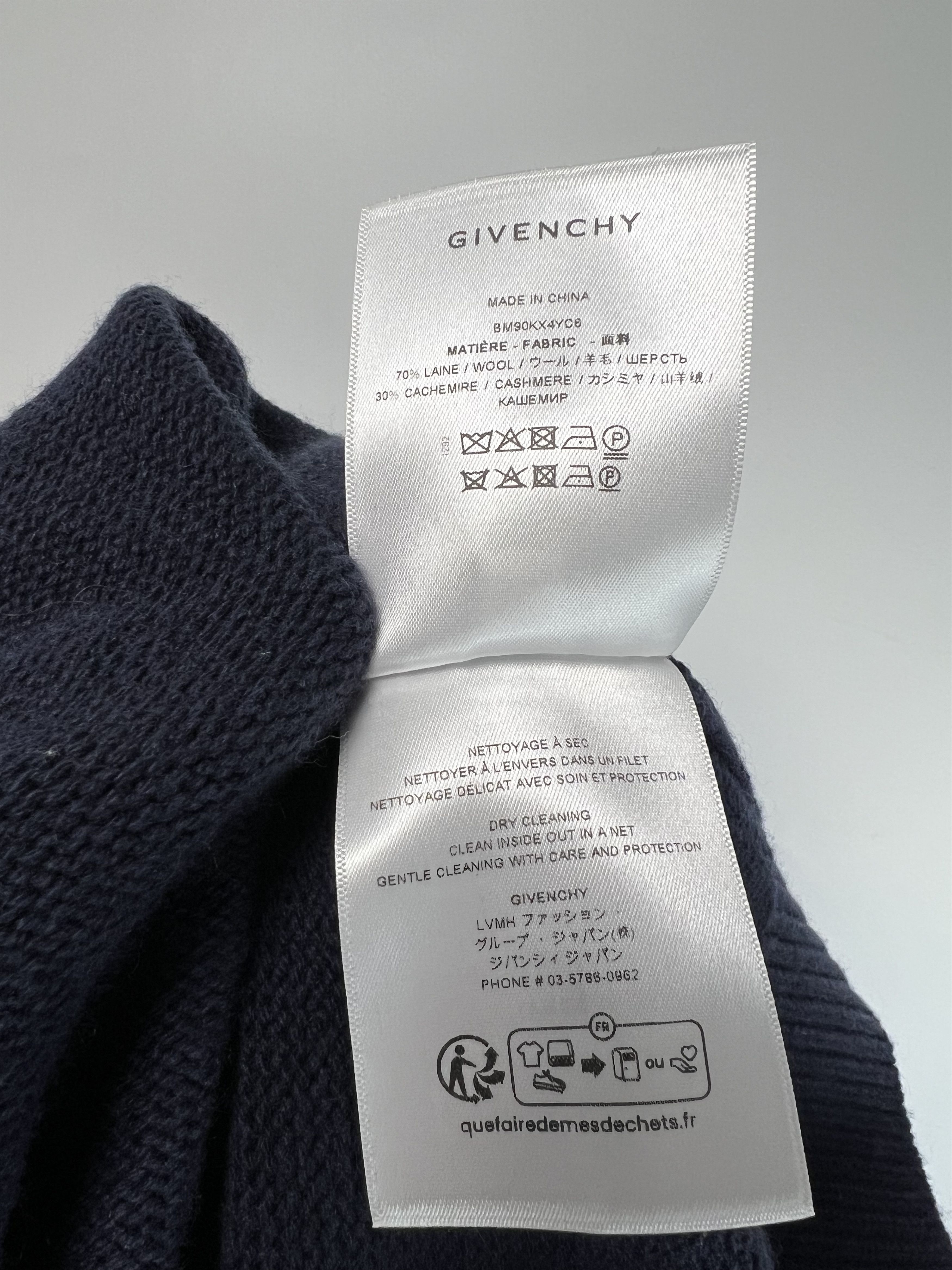 Givenchy Givenchy Wool Cashmere Crew Neck Knit Sweater Big Logo Size US S / EU 44-46 / 1 - 15 Thumbnail