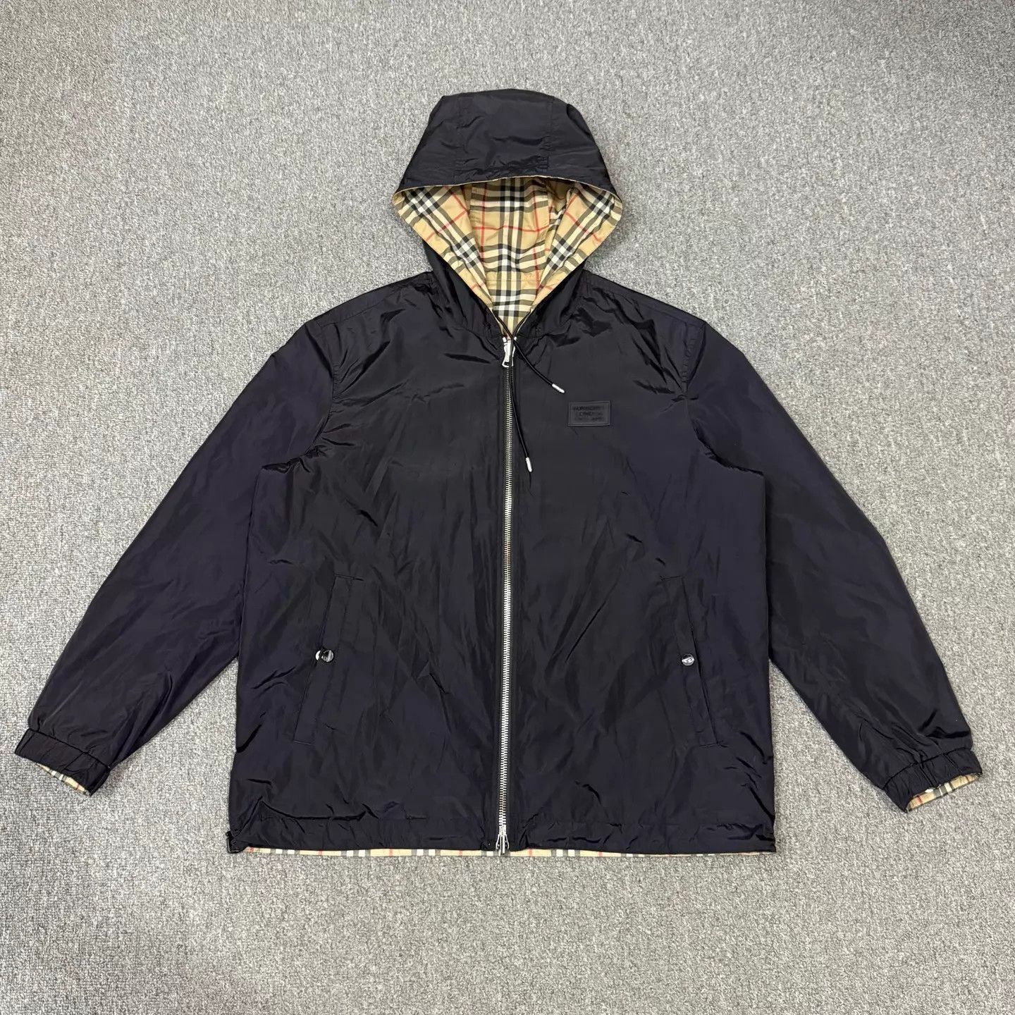 Burberry Hooded Lightweight Jacket with Check Lining - Black L Size US L / EU 52-54 / 3 - 1 Thumbnail