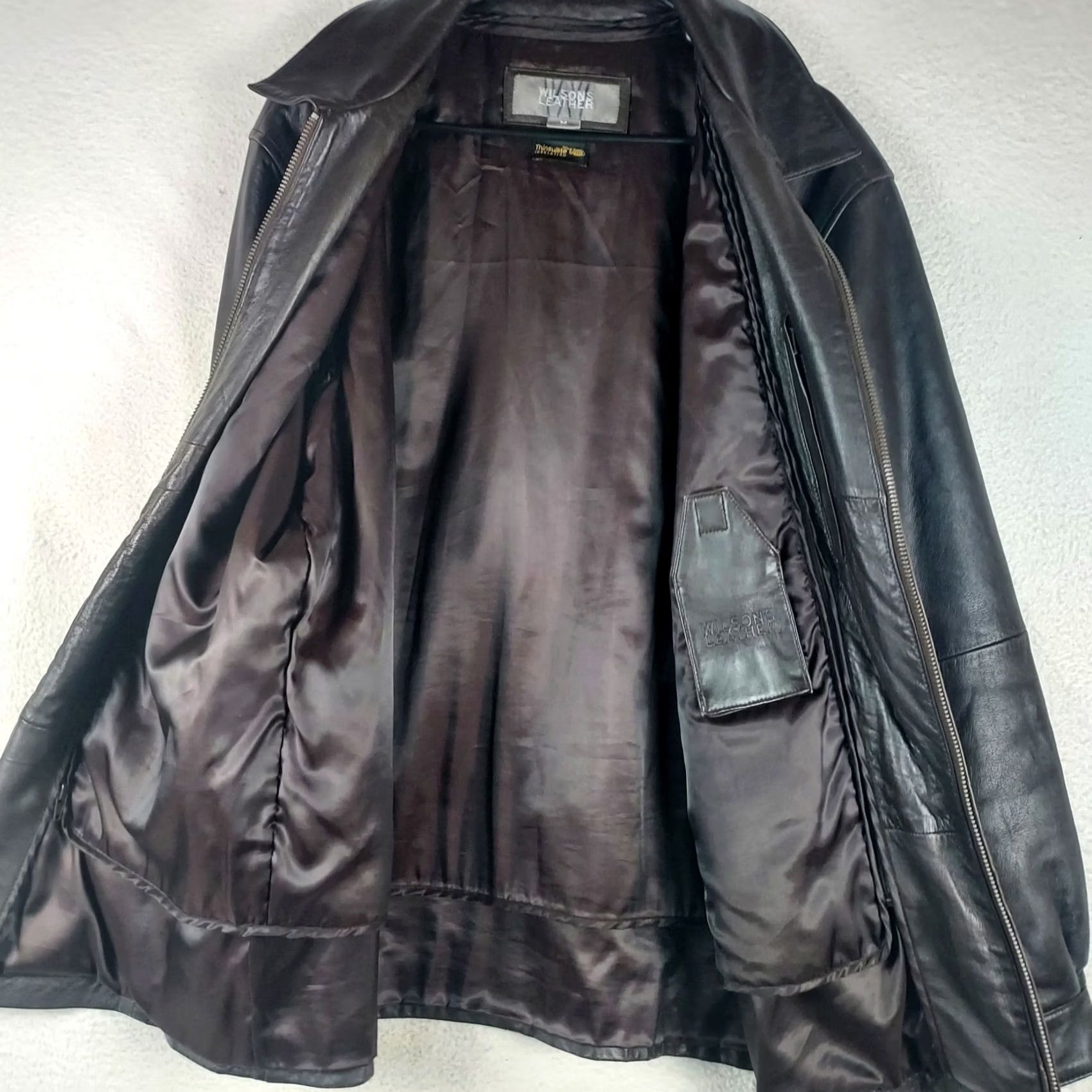 Vintage VINTAGE? Actually not vintage. Wilsons Leather Mens Medium Insulated Leather Jacket Full Zip Motorcycle Jacket Black 2020s? Size US M / EU 48-50 / 2 - 3 Thumbnail