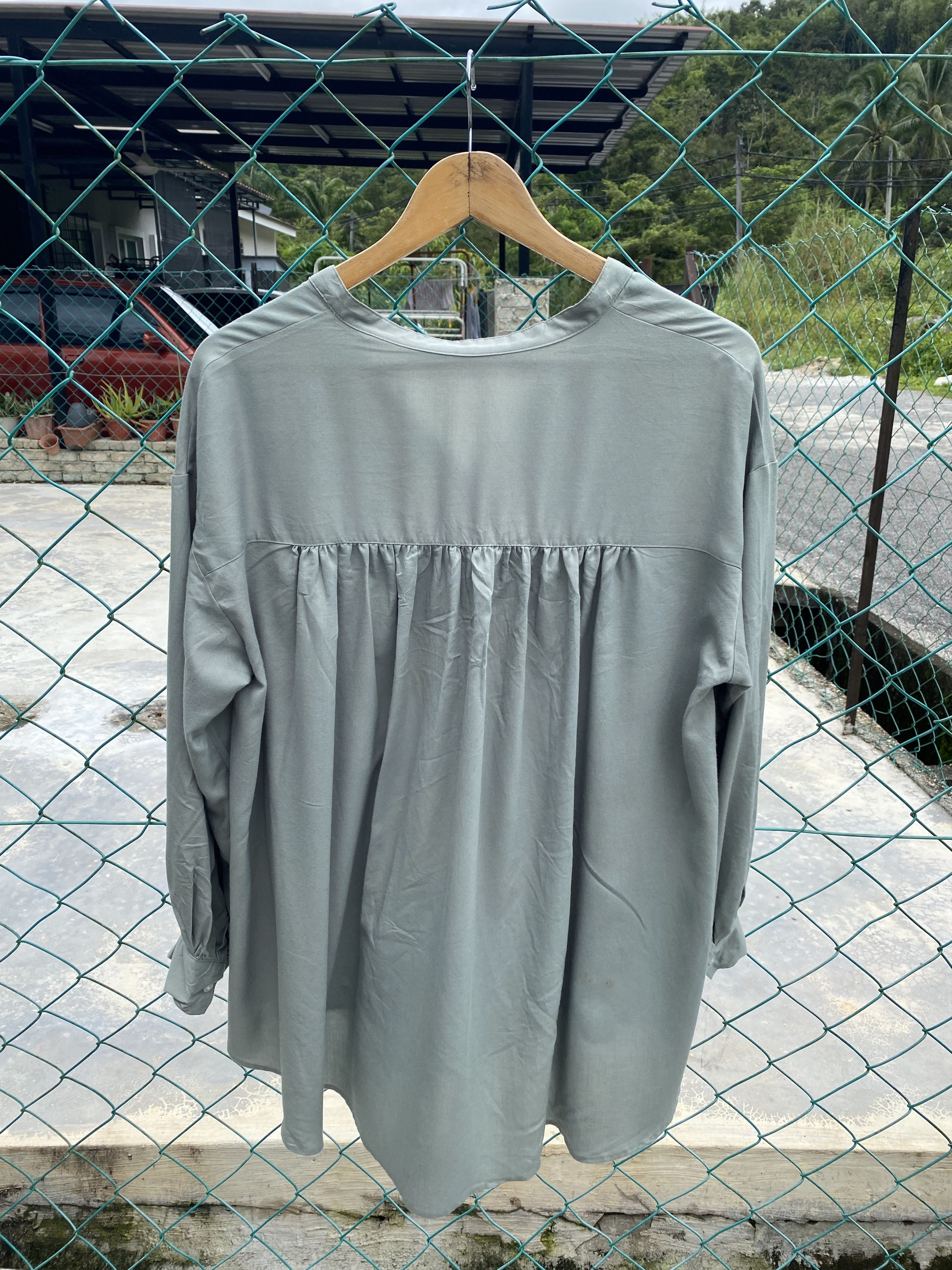 GU GU olive green rayon blend bouses Size M / US 6-8 / IT 42-44 - 2 Thumbnail