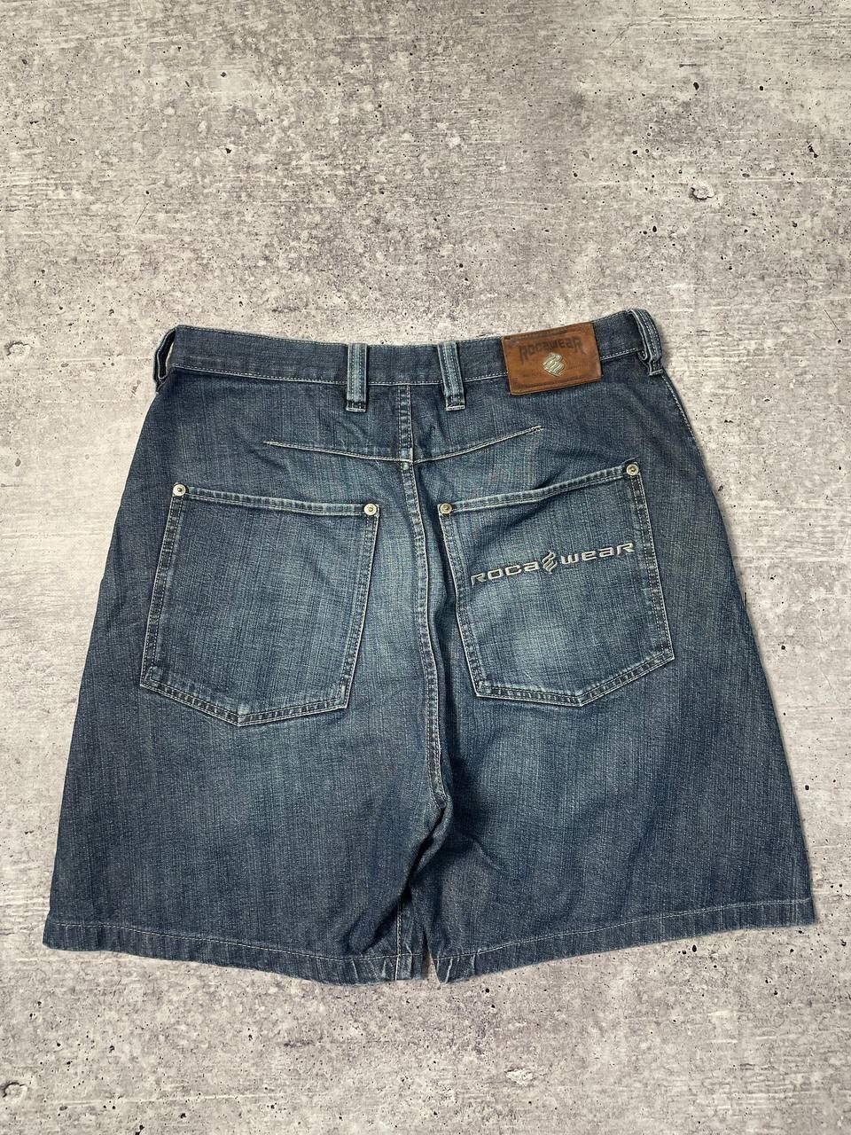 Rocawear Vintage Rocawear Baggy Denim Shorts Y2K Size US 32 / EU 48 - 1 Thumbnail