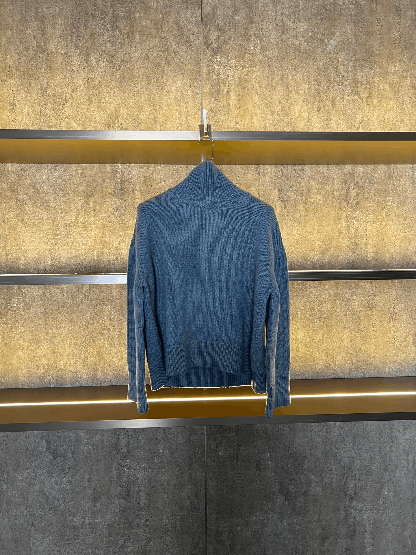Celine Celine High-Neck Knitted Cashmere Sweater Size XS / US 0-2 / IT 36-38 - 1 Thumbnail