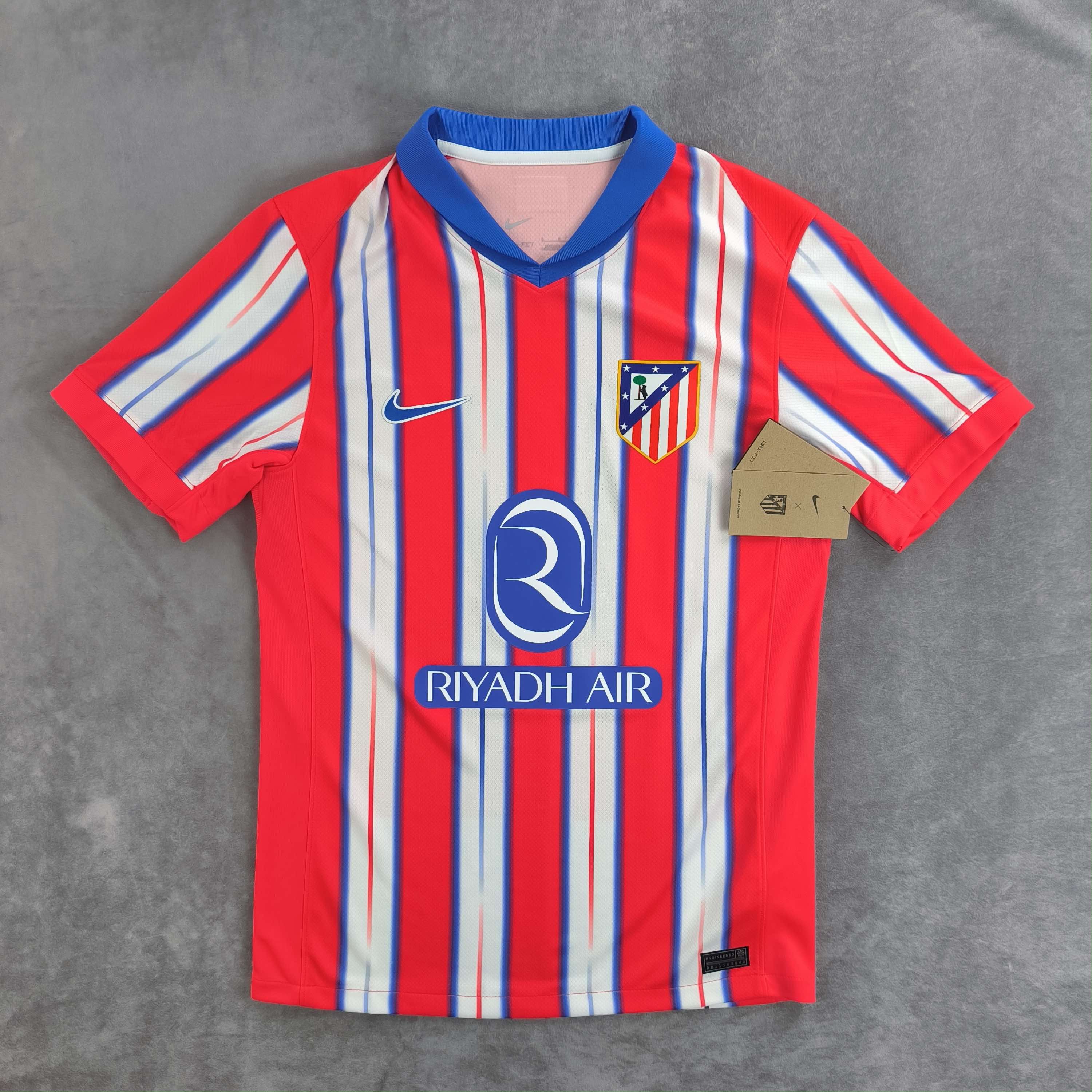 Nike NEW Atletico Madrid 2024-25 home Alvarez football jersey S Size US S / EU 44-46 / 1 - 2 Thumbnail