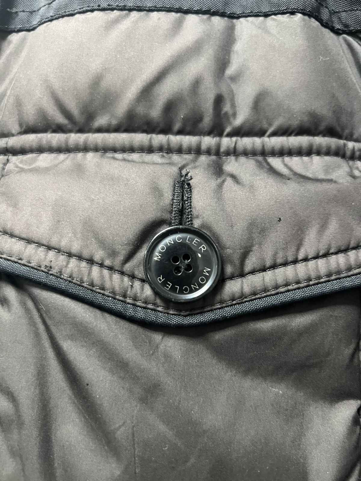 Moncler Vintage Moncler Mens Luxury Puffer Jacket S Size Size US S / EU 44-46 / 1 - 9 Thumbnail