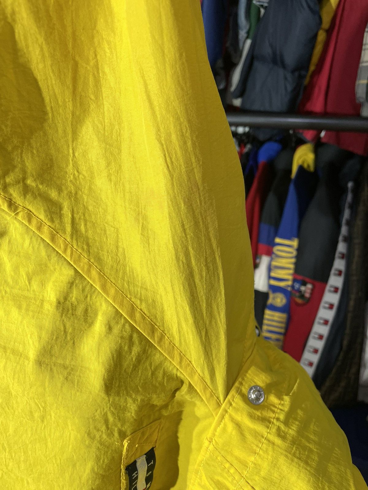 Tommy Hilfiger × Vintage Jacket Tommy Hilfiger Spell Out 90’s Vintage Size US S / EU 44-46 / 1 - 12 Thumbnail