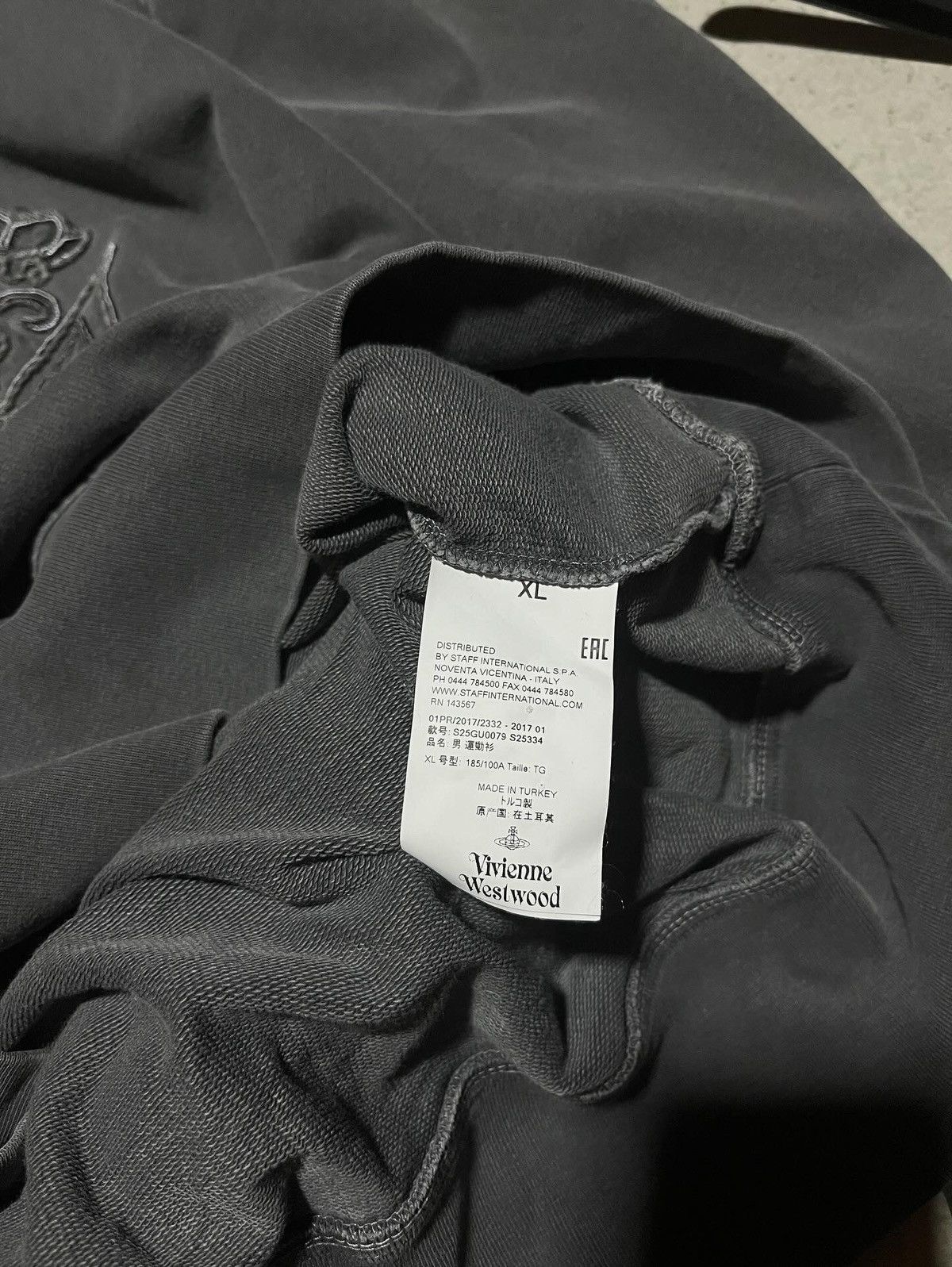 Vivienne Westwood Very Rare Vivienne Westwood Big Logo Sweatshirt Size: L - XL Size US XL / EU 56 / 4 - 5 Thumbnail