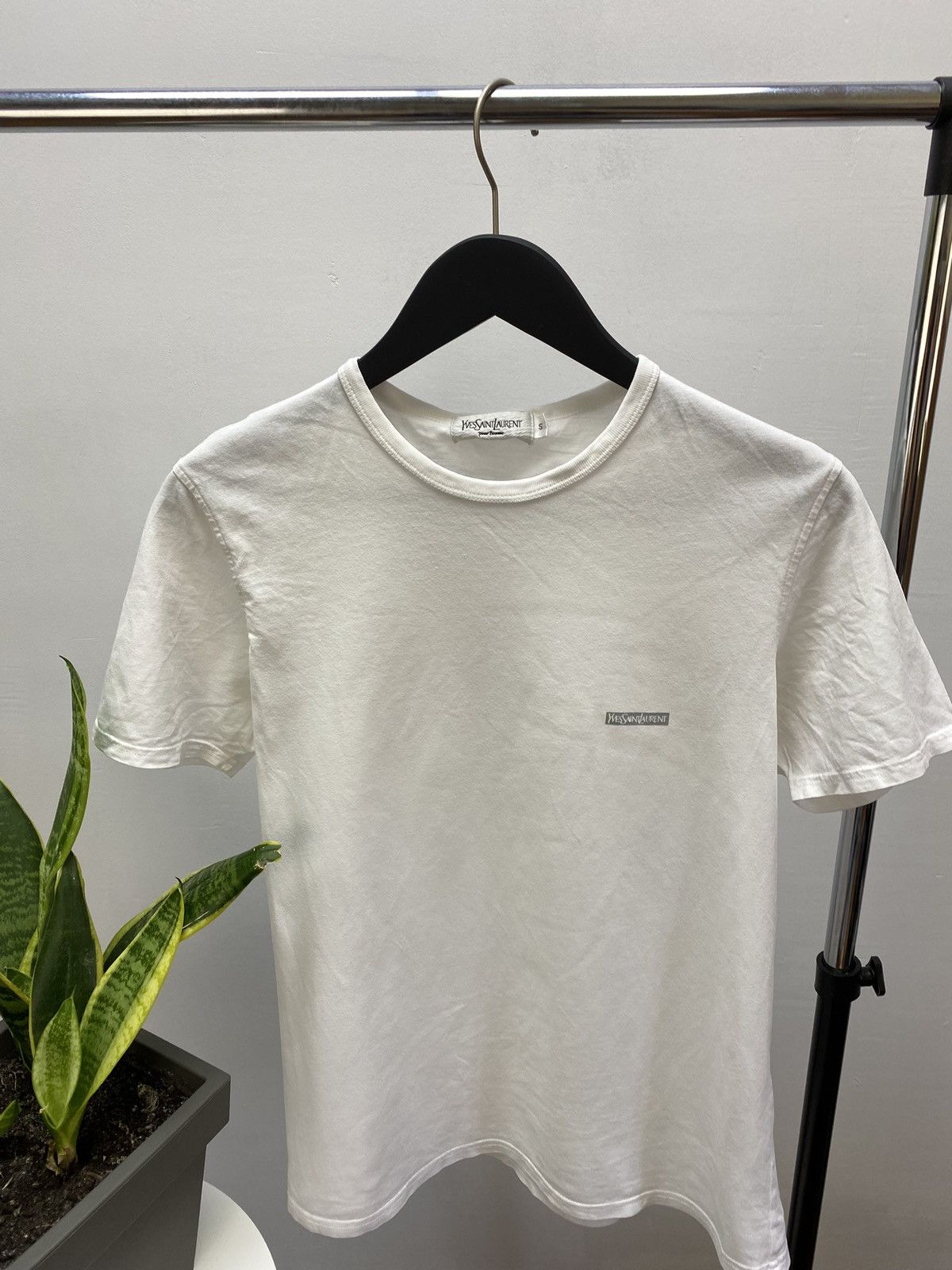Yves Saint Laurent Yves Saint Laurent Small Logo T-shirt YSL White Men’s S Size US S / EU 44-46 / 1 - 4 Thumbnail