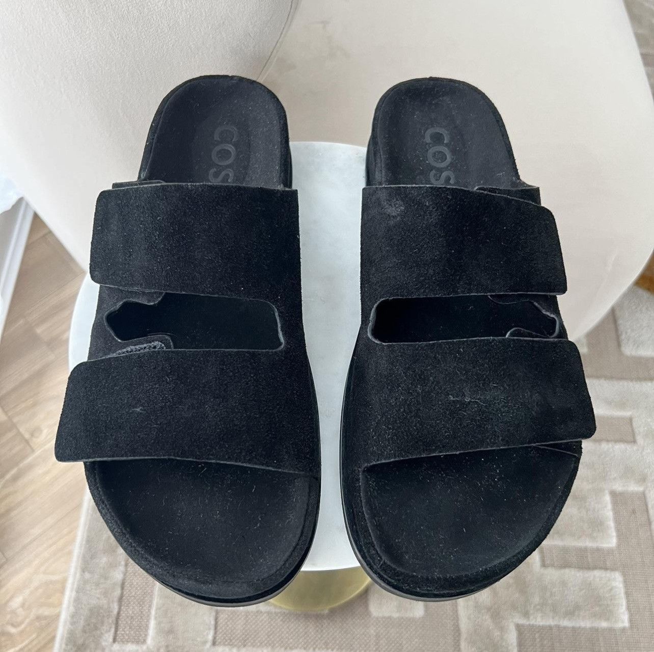 Cos COS BLACK AUEDE SLIDES SANDALS BRAND NEW SIZE UK 8 EU 42 Size US 9 / EU 42 - 2 Thumbnail