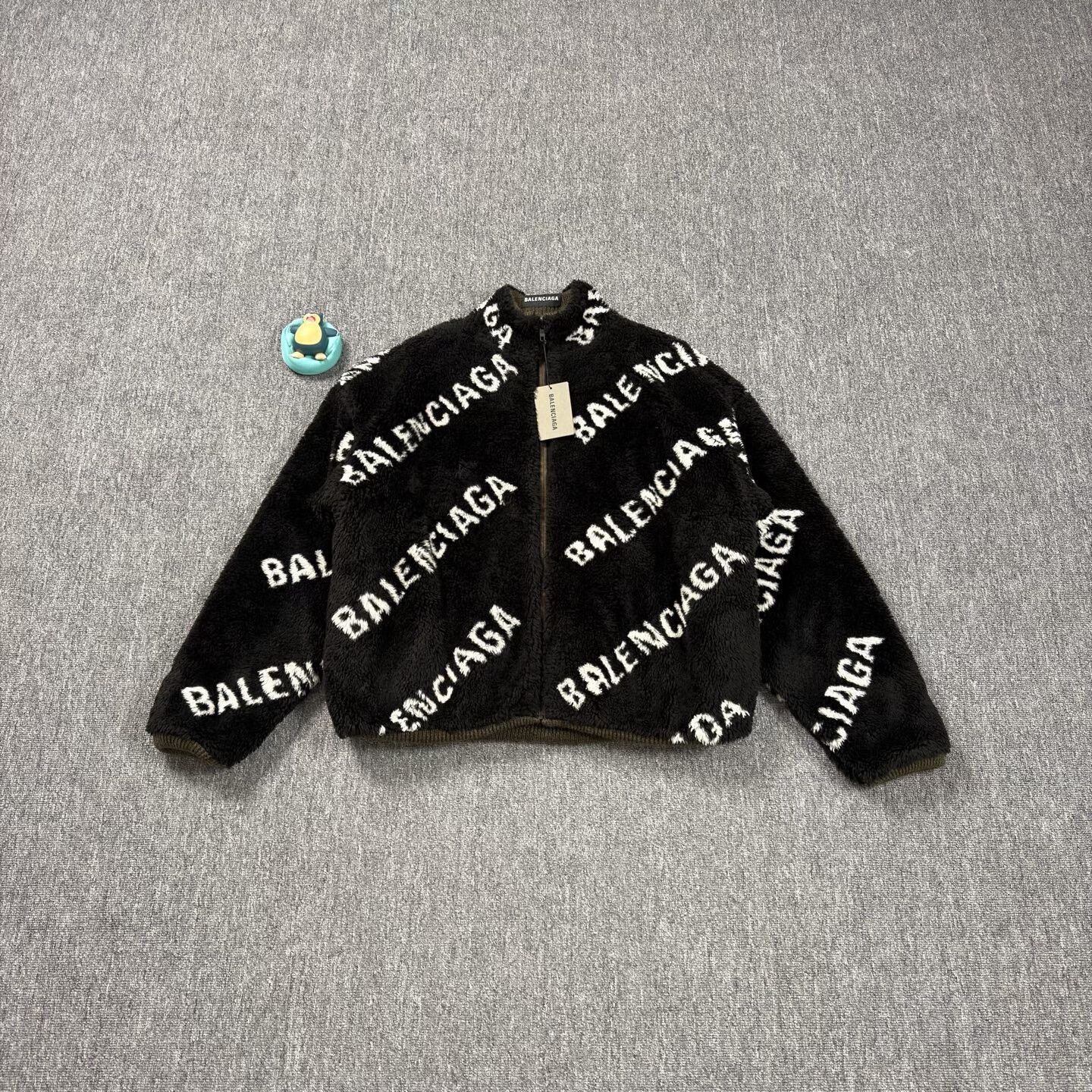Balenciaga black reversible balenciaga fleece jacket Size US M / EU 48-50 / 2 - 1 Thumbnail