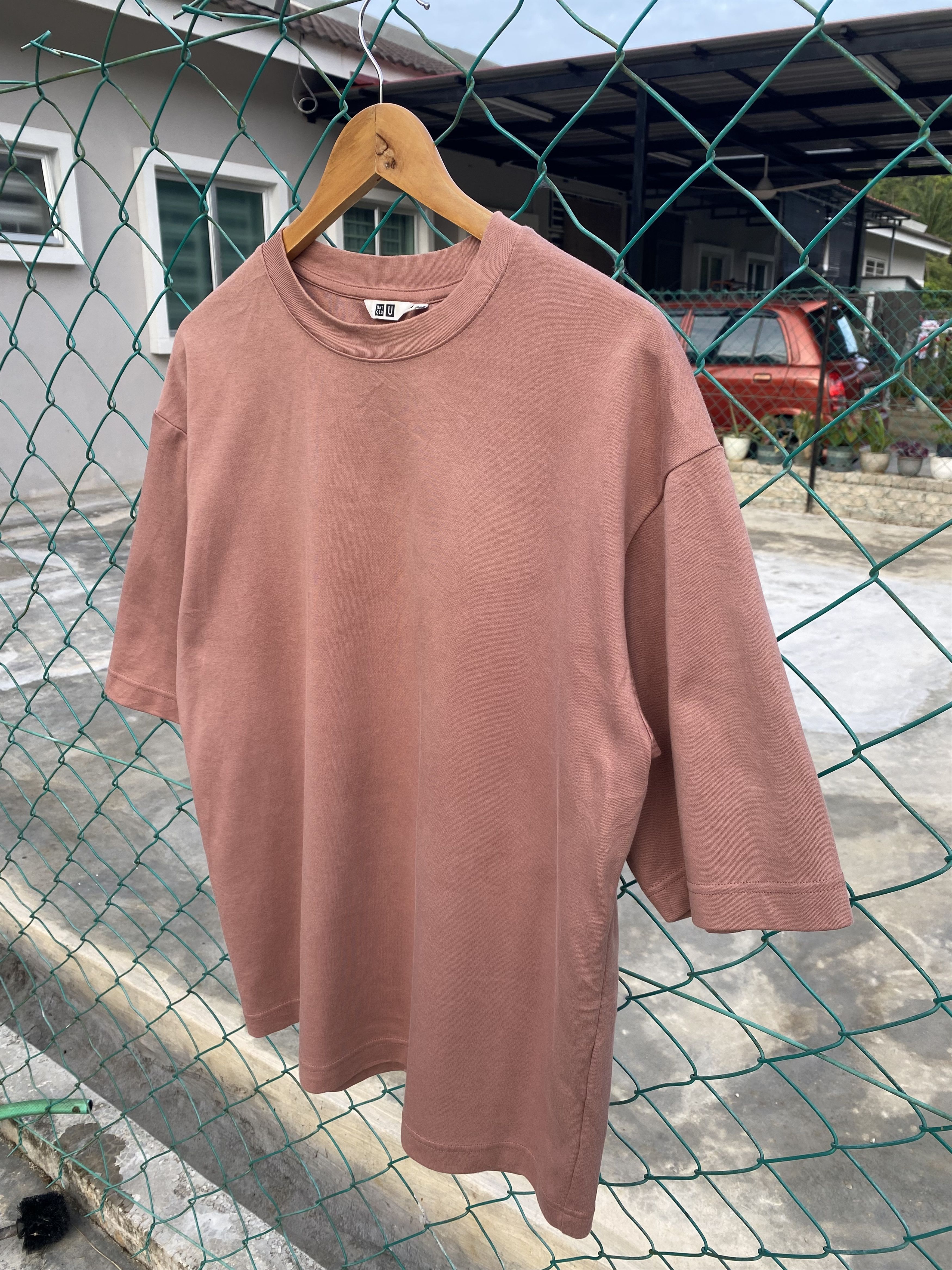 Japanese Brand × Uniqlo SS Uniqlo U AIRism dusty pink tees Size US L / EU 52-54 / 3 - 4 Thumbnail