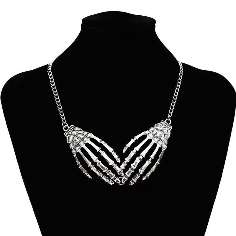 Jewelry × Vintage Gothic Punk Skeleton Hand Pendant Necklace Size ONE SIZE - 1 Thumbnail
