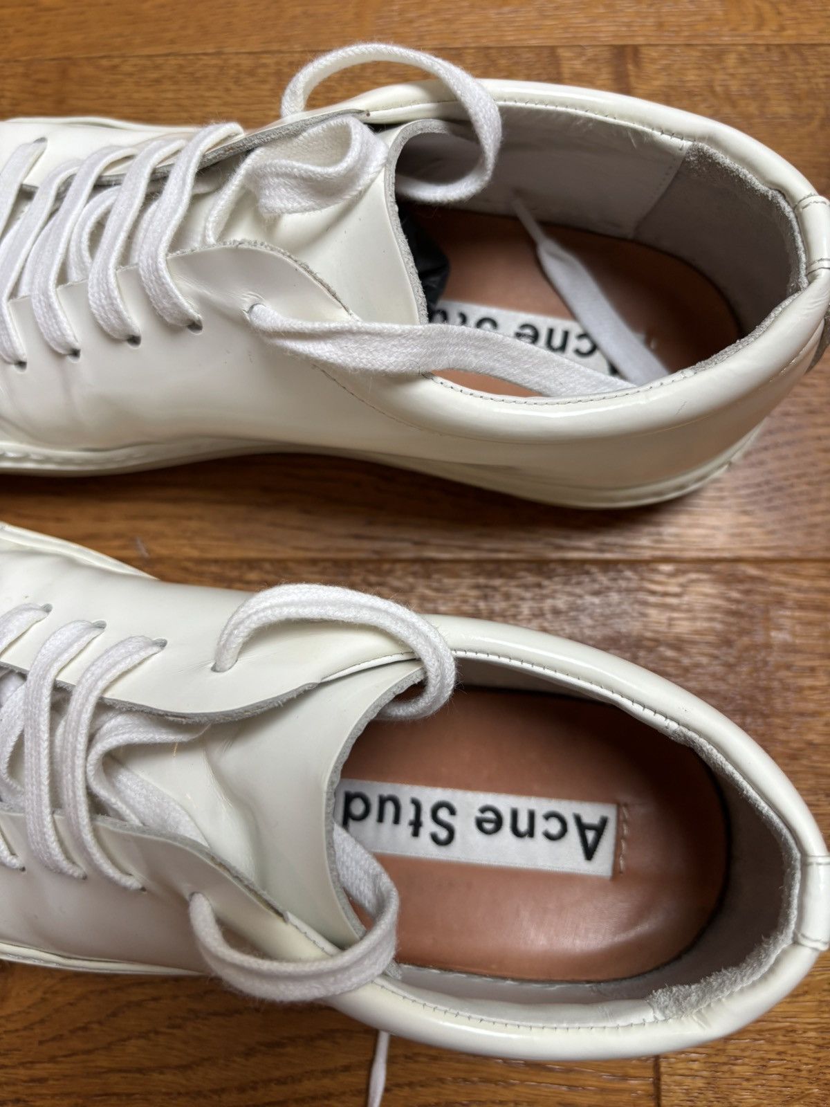 Acne Studios White leather Acne Studios low-top sneakers Size US 7 / EU 40 - 5 Thumbnail