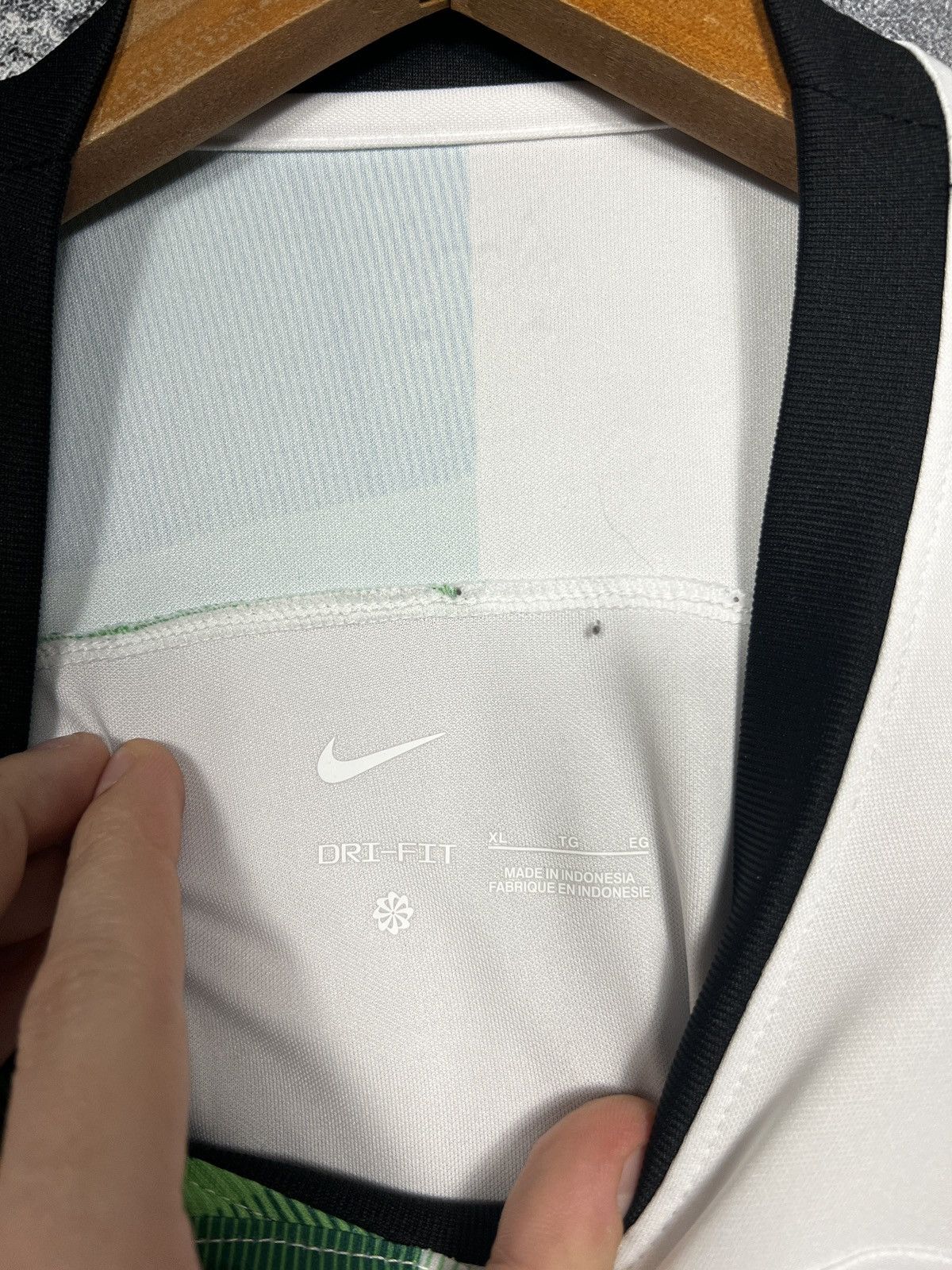 Nike Nike Liverpool 2023/24 Away Jersey T-shirt Size Xl Size US XL / EU 56 / 4 - 8 Thumbnail