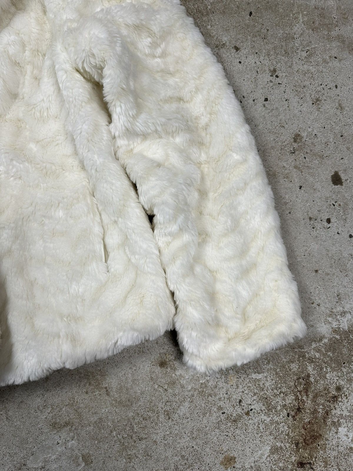 If Six Was Nine × Japanese Brand × Le Grande Bleu (L.G.B.) Vintage Y2K Faux Fur Beige Bomber Jacket Japanese Style Size US XS / EU 42 / 0 - 4 Thumbnail