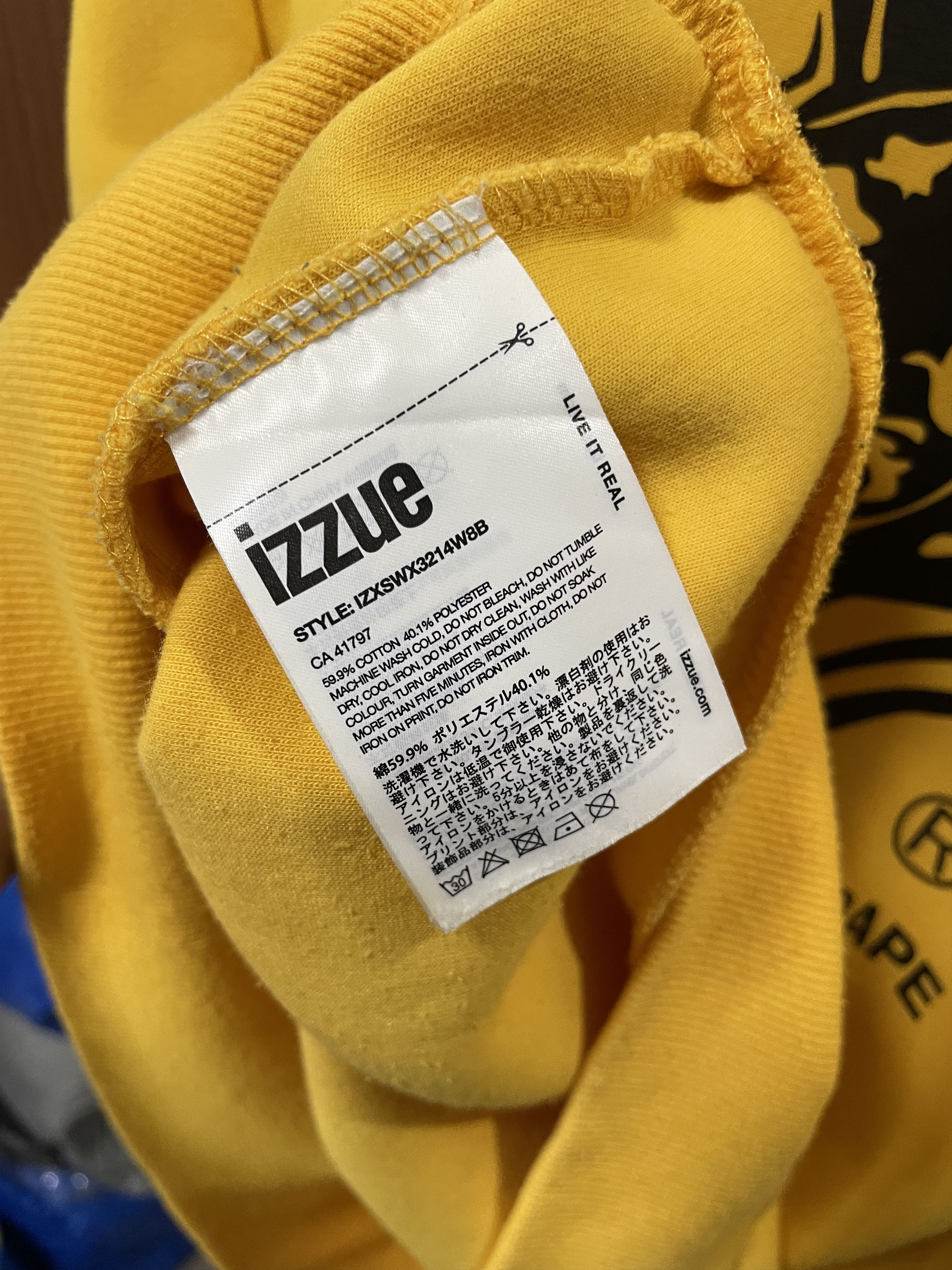 Bape Izzue x Bape General Crewneck Size US M / EU 48-50 / 2 - 12 Thumbnail