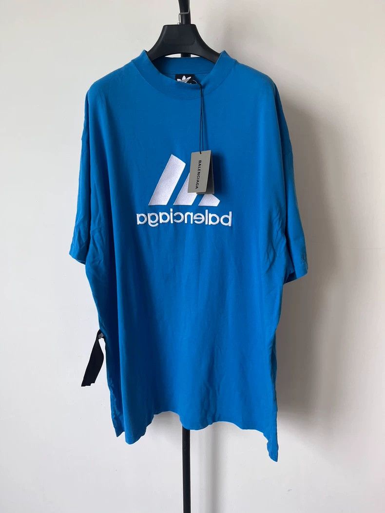 Balenciaga Balenciaga x adidas Logo Print Short Sleeve T-Shirt - dmc Size US M / EU 48-50 / 2 - 1 Thumbnail