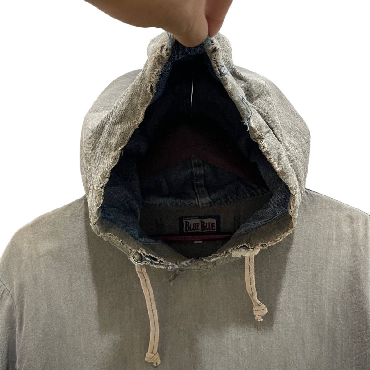Blue Blue Japan Rare Vintage Blue Blue Japan Trashed Design Hoodie Size US M / EU 48-50 / 2 - 3 Thumbnail