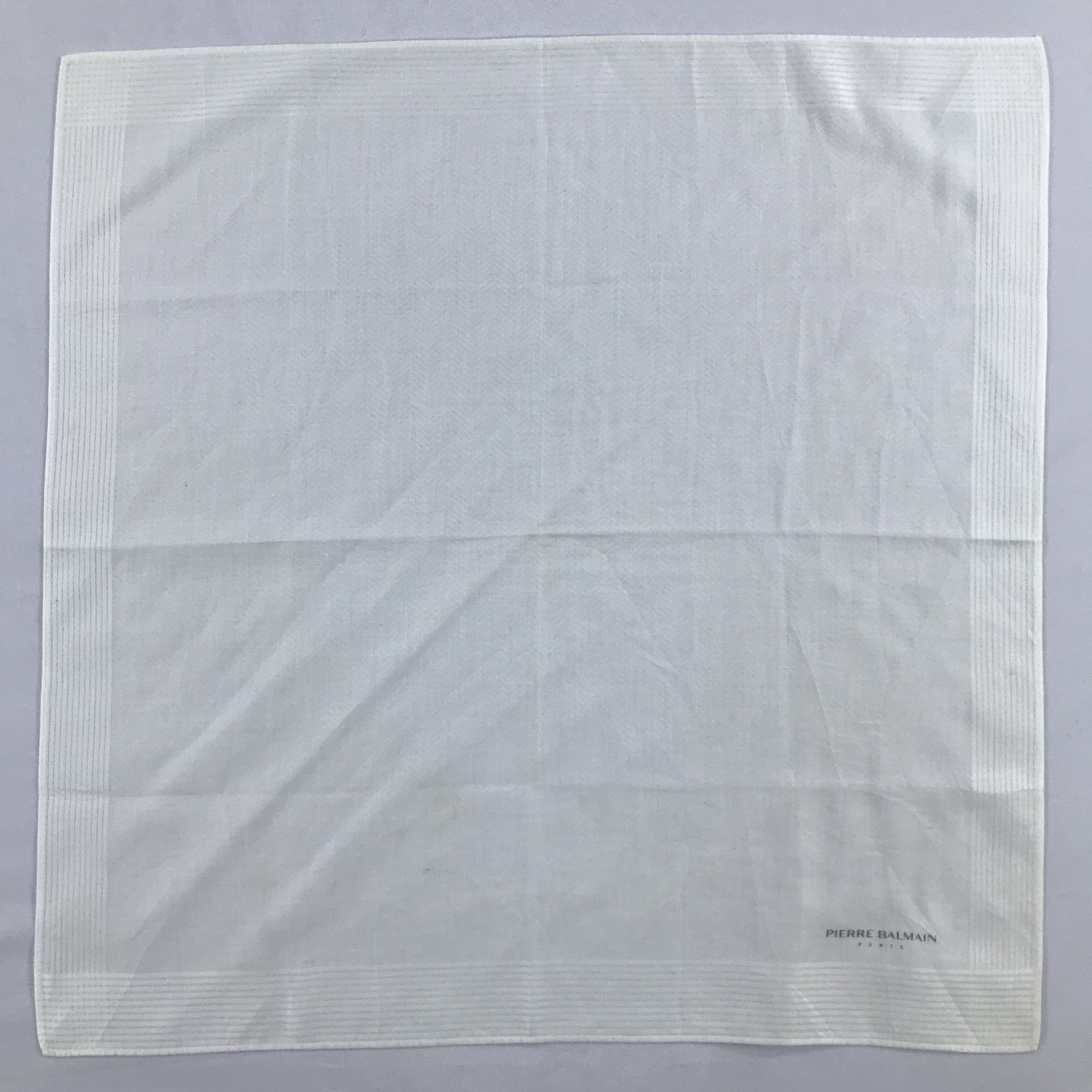 Pierre Balmain Bandana / Handkerchief / Neckerchief - S1931