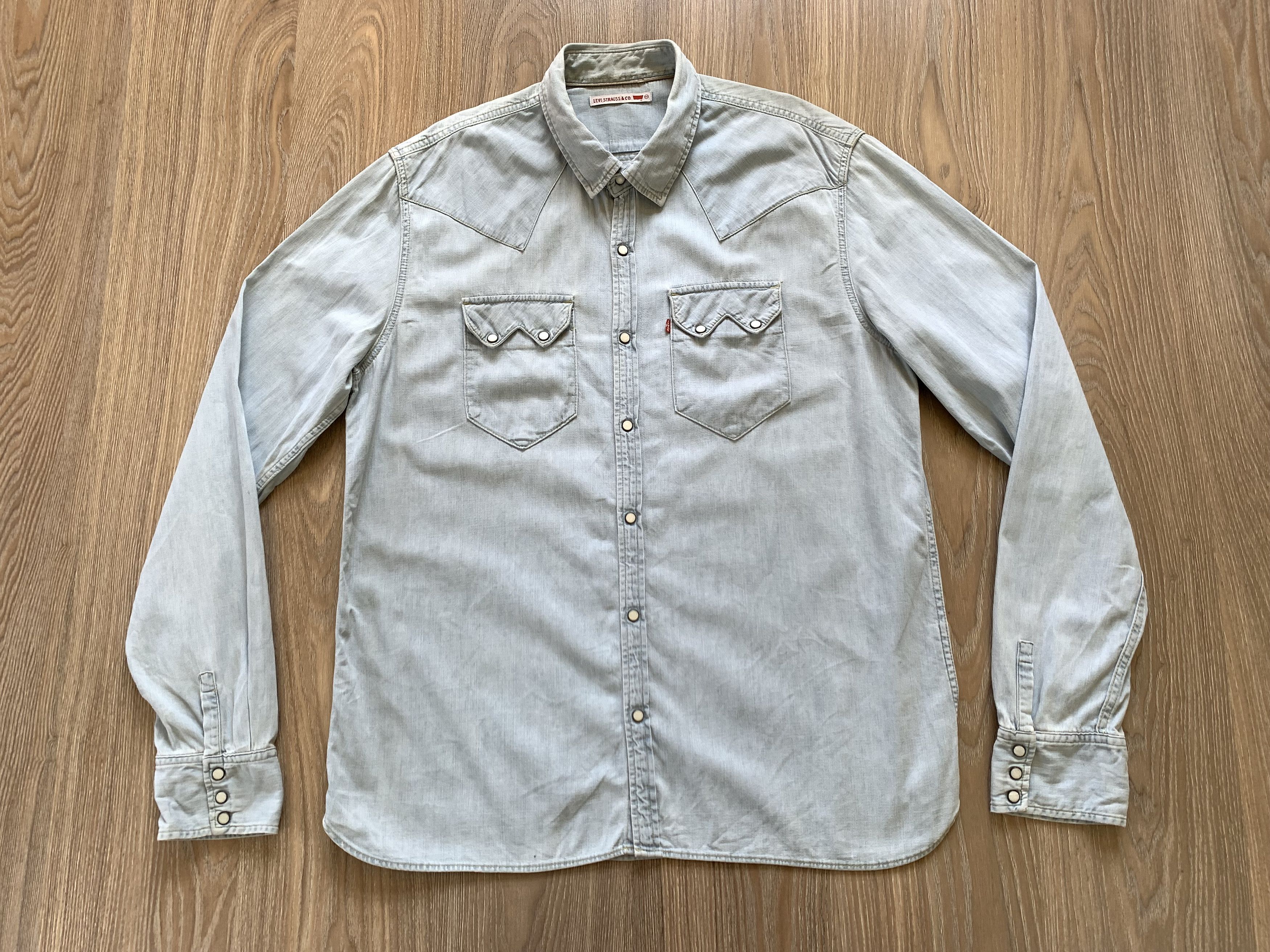 Levi's × Levi's Vintage Clothing × Vintage Levi's Long Sleeve Washed Light Blue Shirt Size US XXL / EU 58 / 5 - 2 Thumbnail