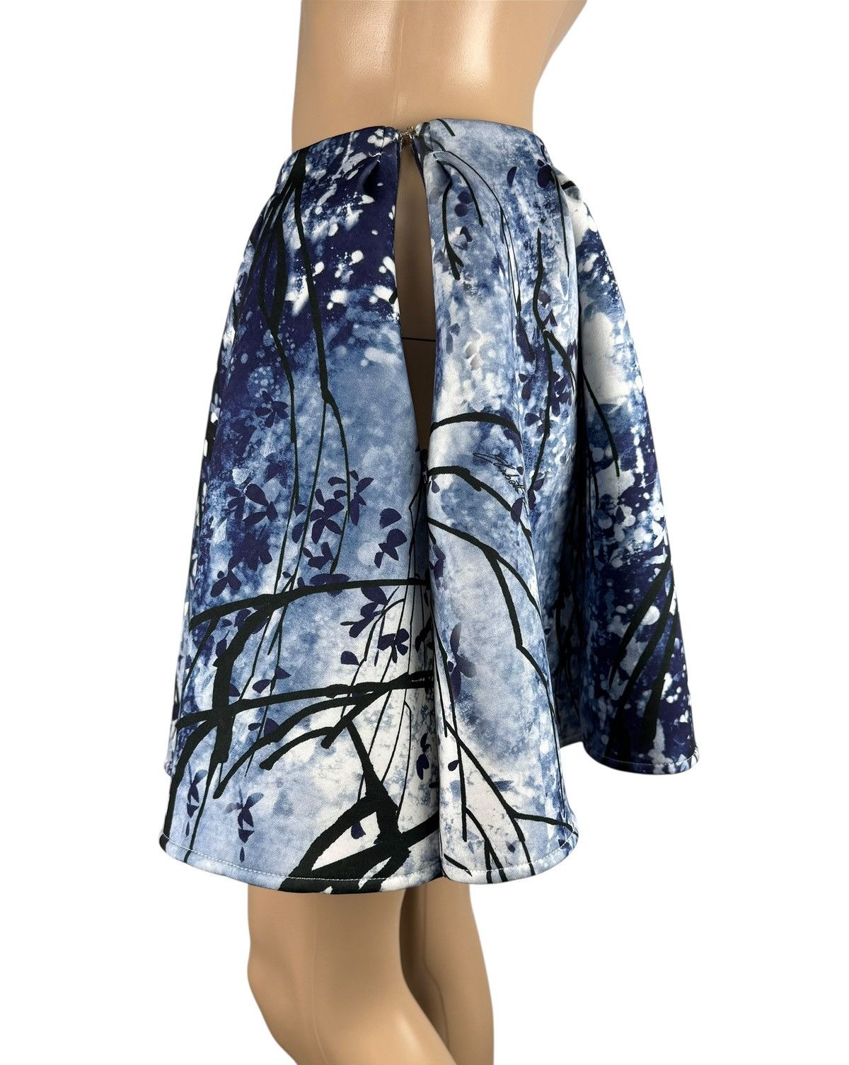 Elisabetta Franchi Elisabetta Franchi Mini Gonna Skirt Pleated Printed size 40 Size 27" / US 4 / IT 40 - 6 Thumbnail