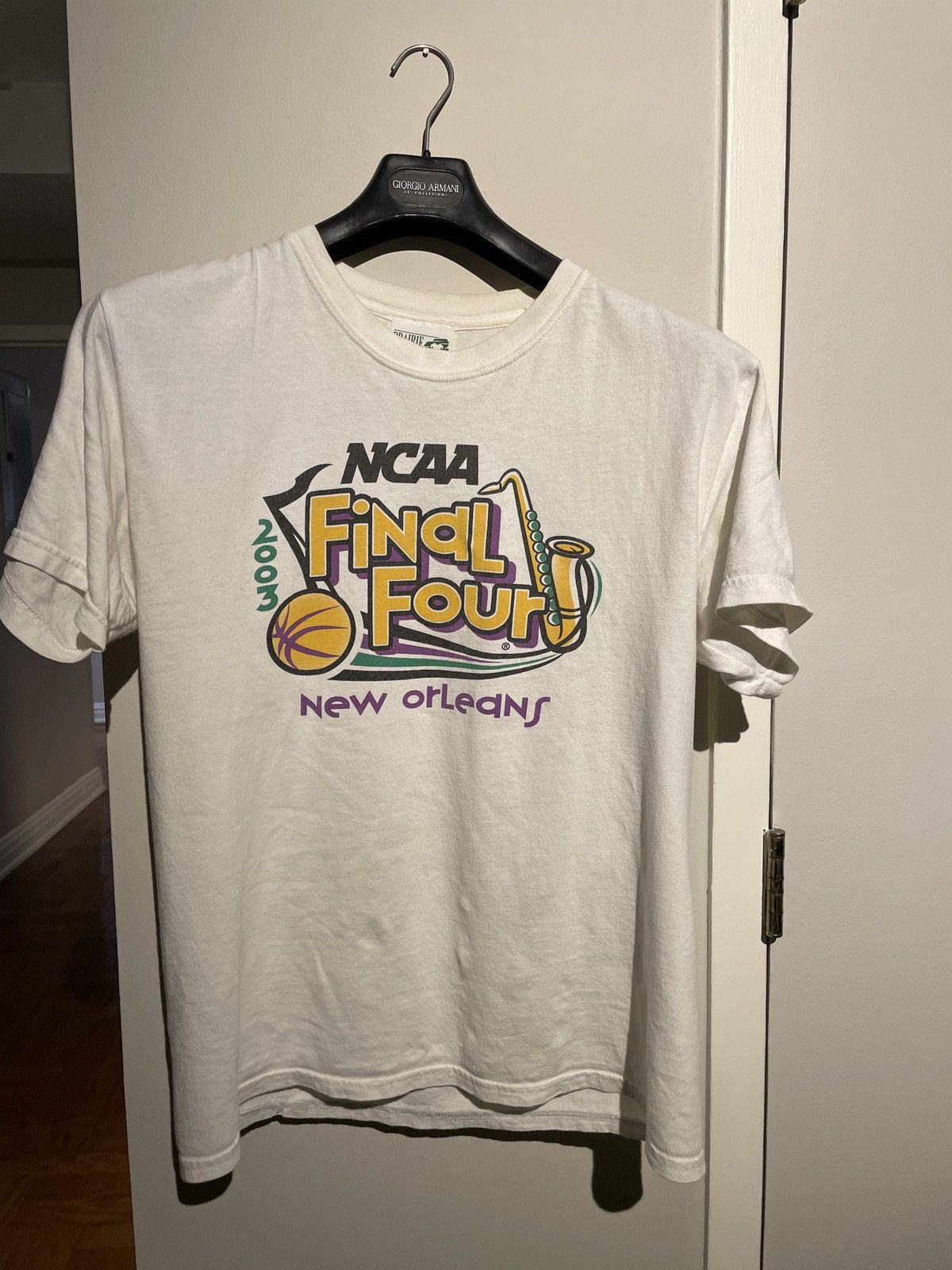 Image of NBA x NCAA Vintage NCAA Final Four T Shirt in Cream, Men's (Size Large)