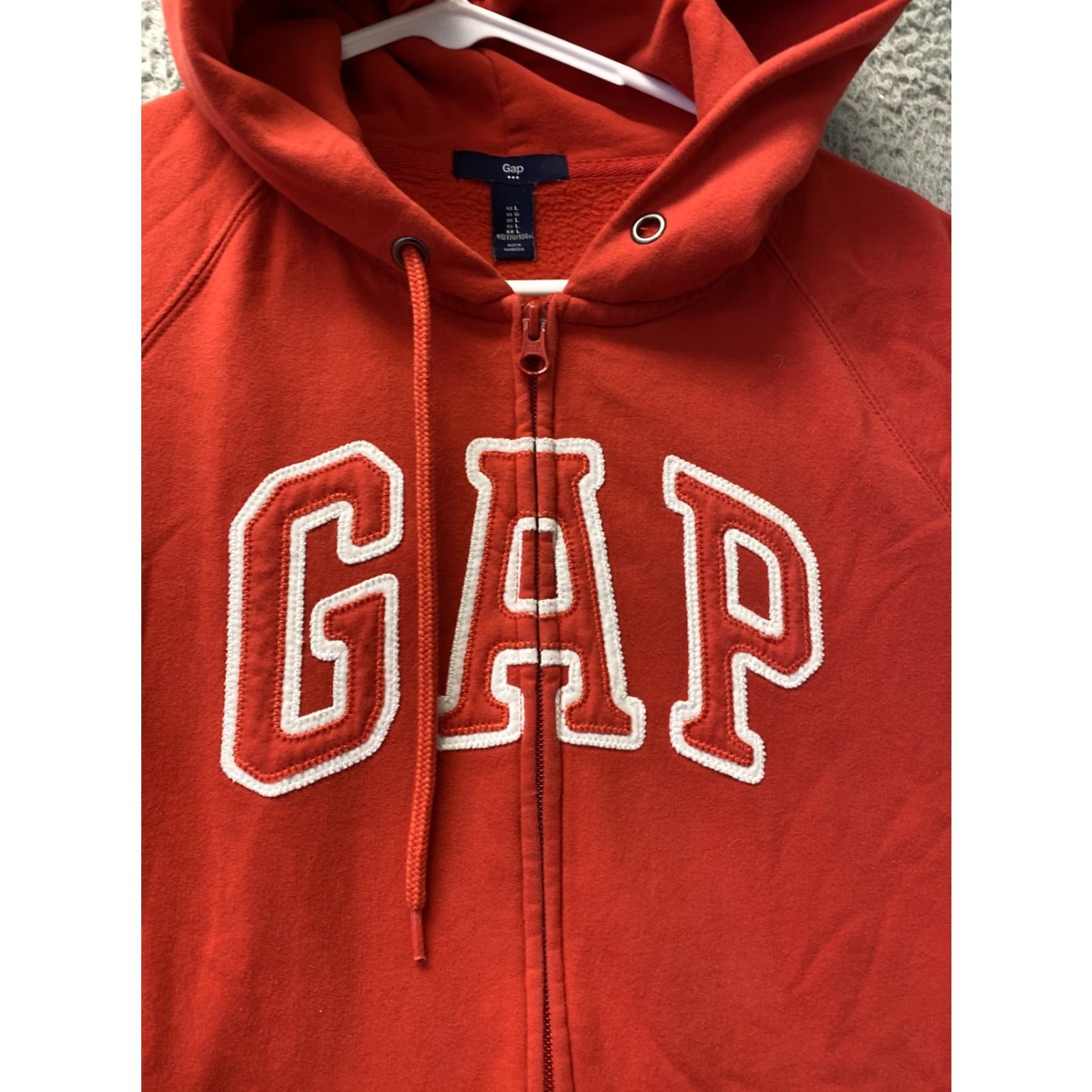 Gap VINTAGE Gap Hoodie Womens Large Red Spell Out Logo Full Zip Sweatshirt 90s Y2K Casual Outerwear Size L / US 10 / IT 46 - 2 Thumbnail