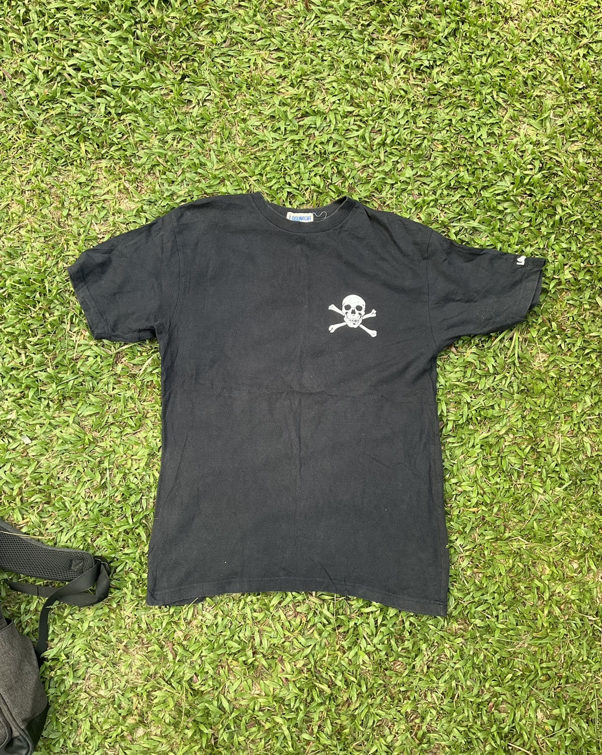 Vintage Vintage Lagunasia Skull T Shirt y2k Size US M / EU 48-50 / 2 - 1 Thumbnail