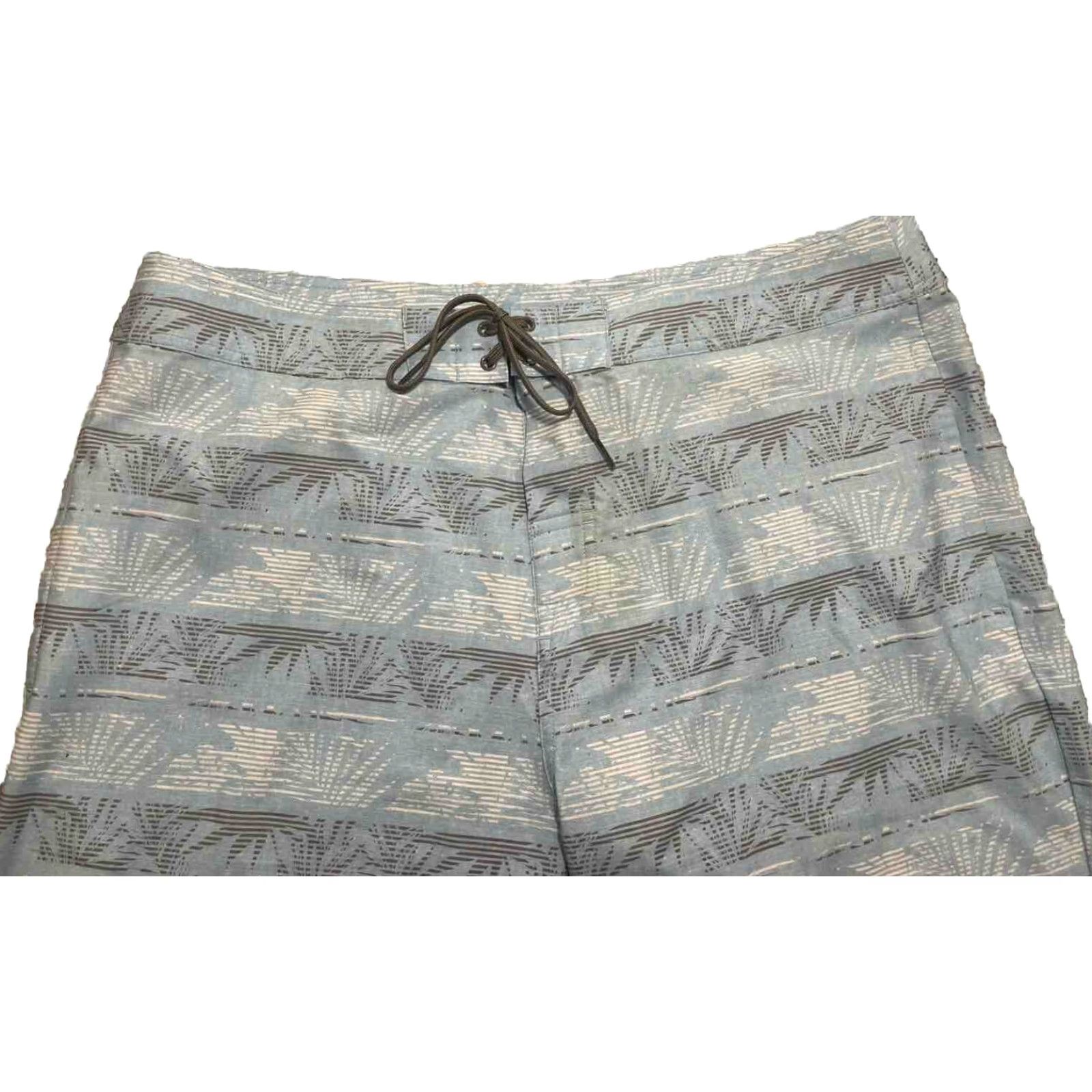 TravisMathew Travis Mathew Barnstormed BoardShort Bermuda 40 Men Inseam 9 Blue Heather Delphinium Floral Pattern Casual Size US 40 / EU 56 - 3 Thumbnail