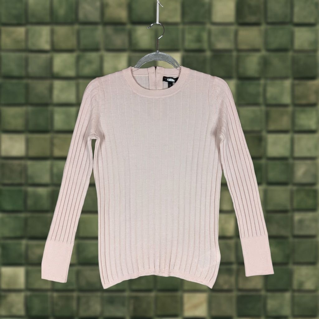 Banana Republic Banana Republic Sweater Pink M Regular Crew Neck Long Sleeve 1/2 Zip Back Zipper Merino Wool Women Pullover Classic Cap Size M / US 6-8 / IT 42-44 - 1 Thumbnail