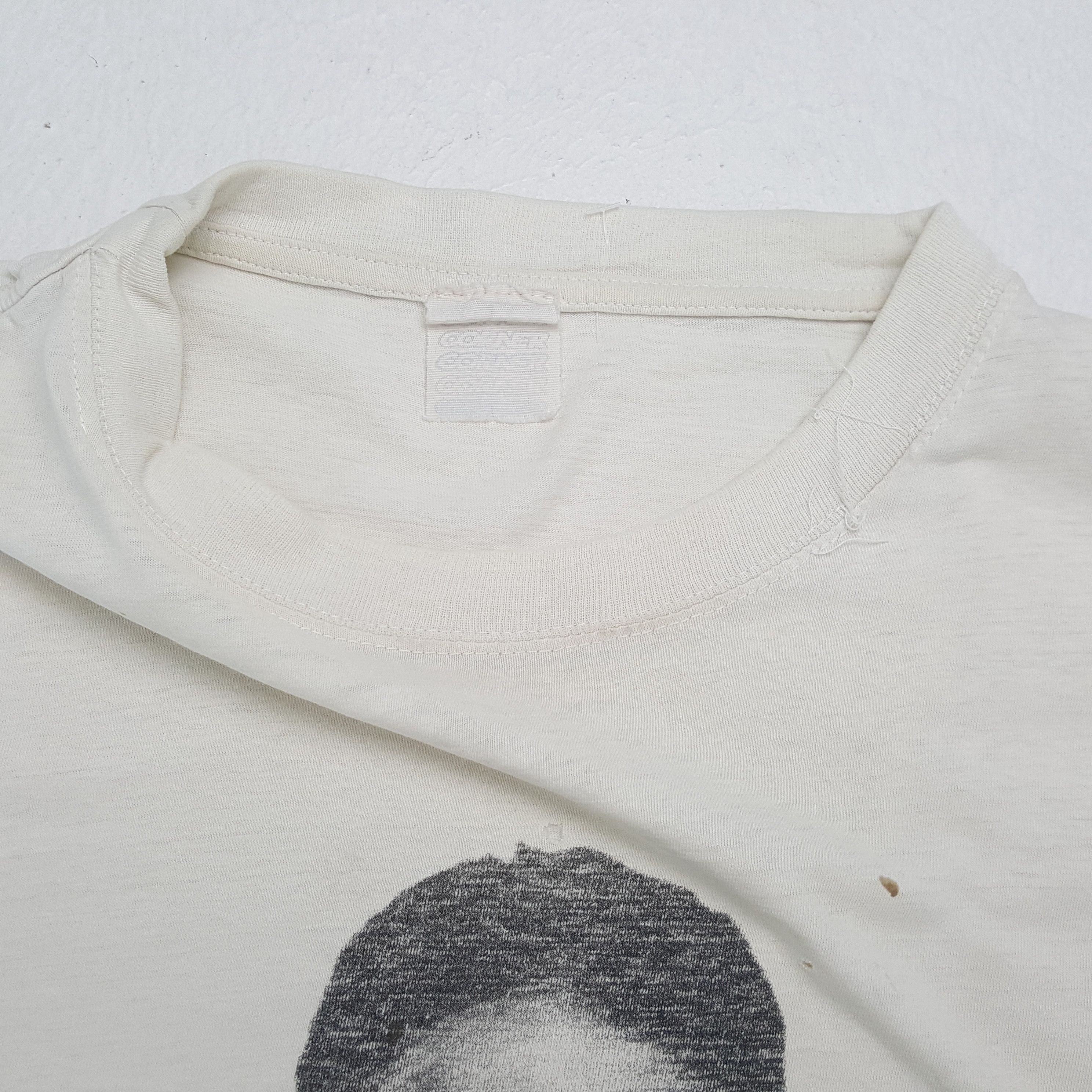 Other RAUL Gonzalez REAL MADRID Football Player Tshirt Size US L / EU 52-54 / 3 - 8 Thumbnail