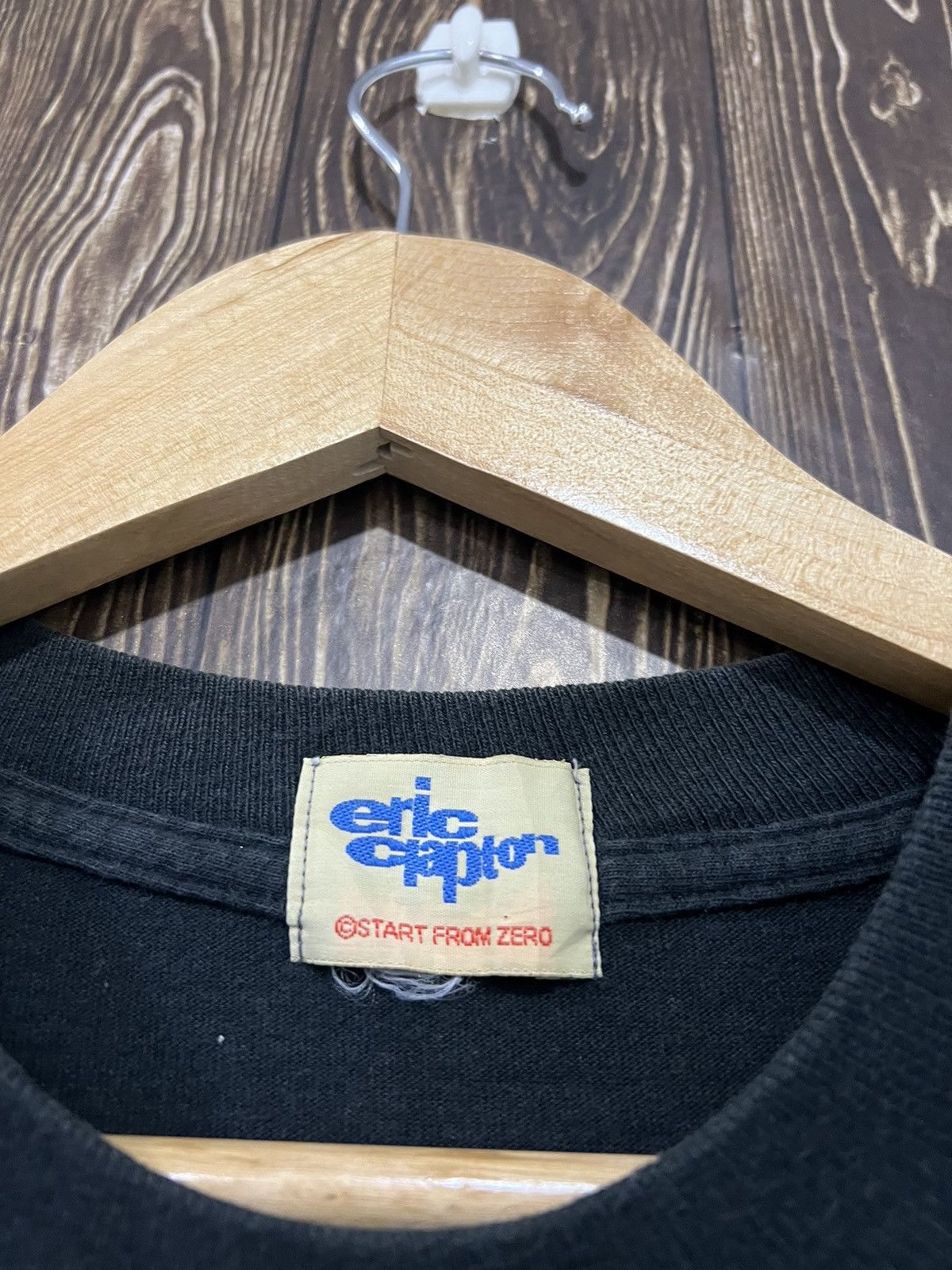 Band Tees × Vintage Vintage 90s Eric Clapton Japan Tour Tshirt Size US L / EU 52-54 / 3 - 7 Thumbnail